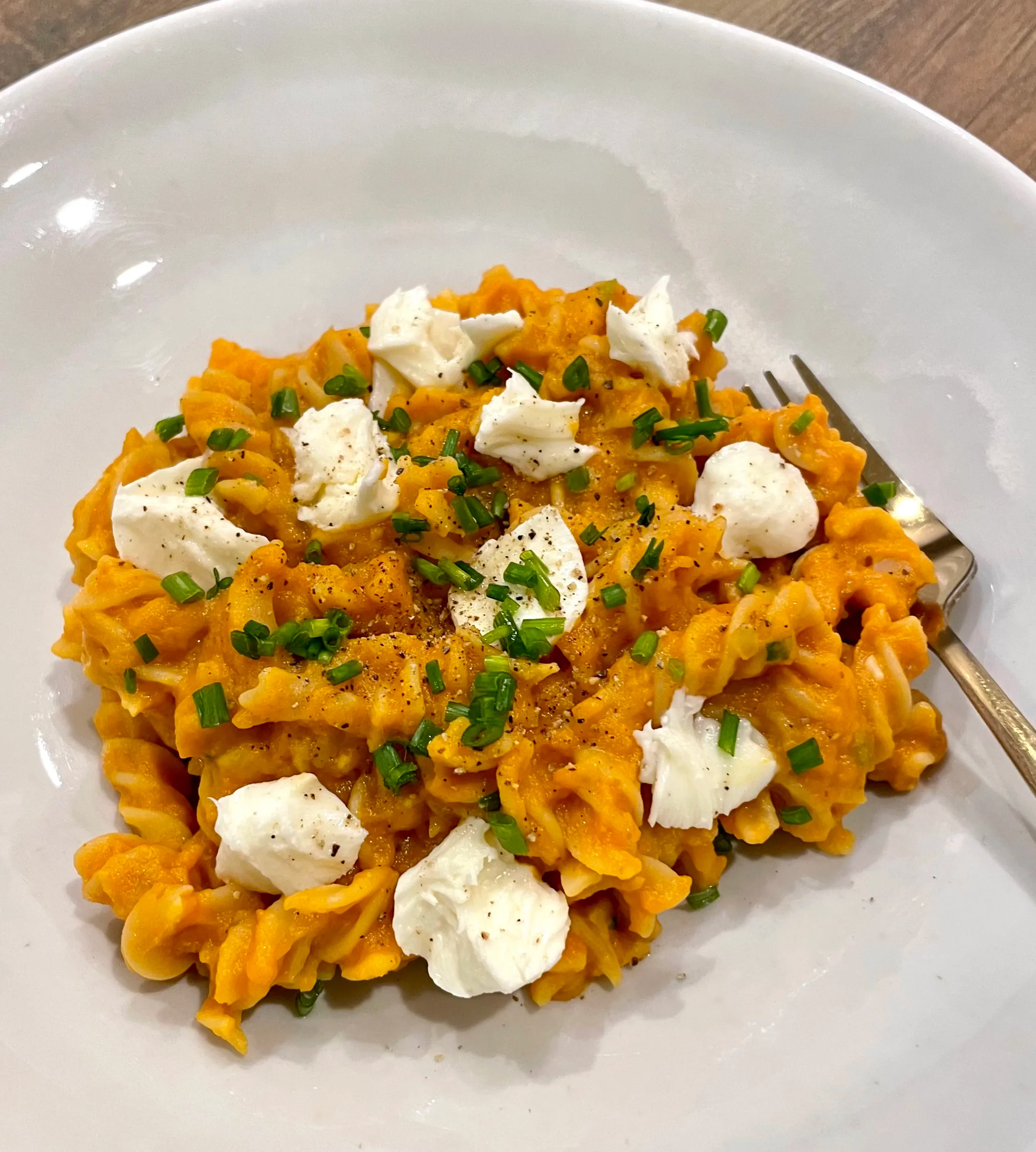 creamy-pumpkin-pasta-with-bocconcini