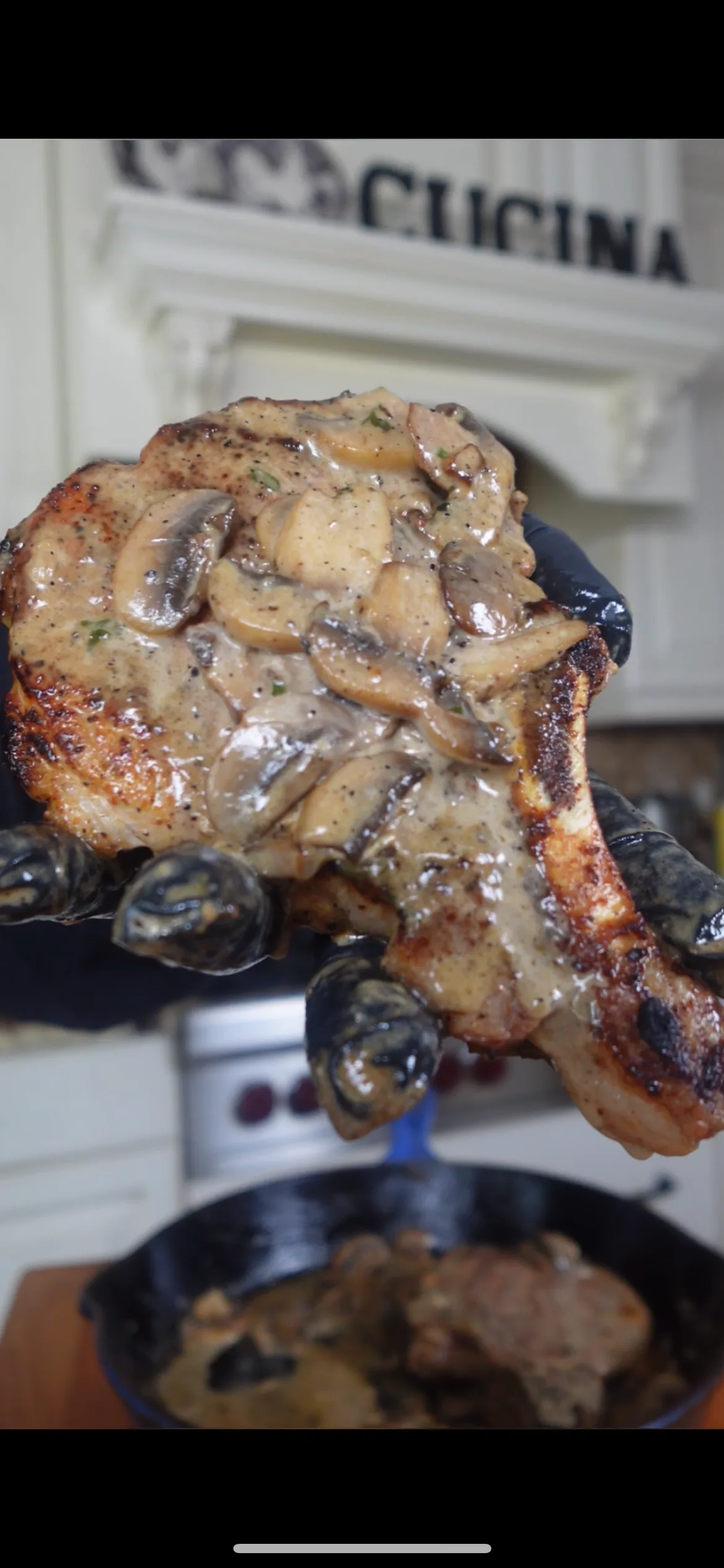 creamy-mushroom-pork-chops