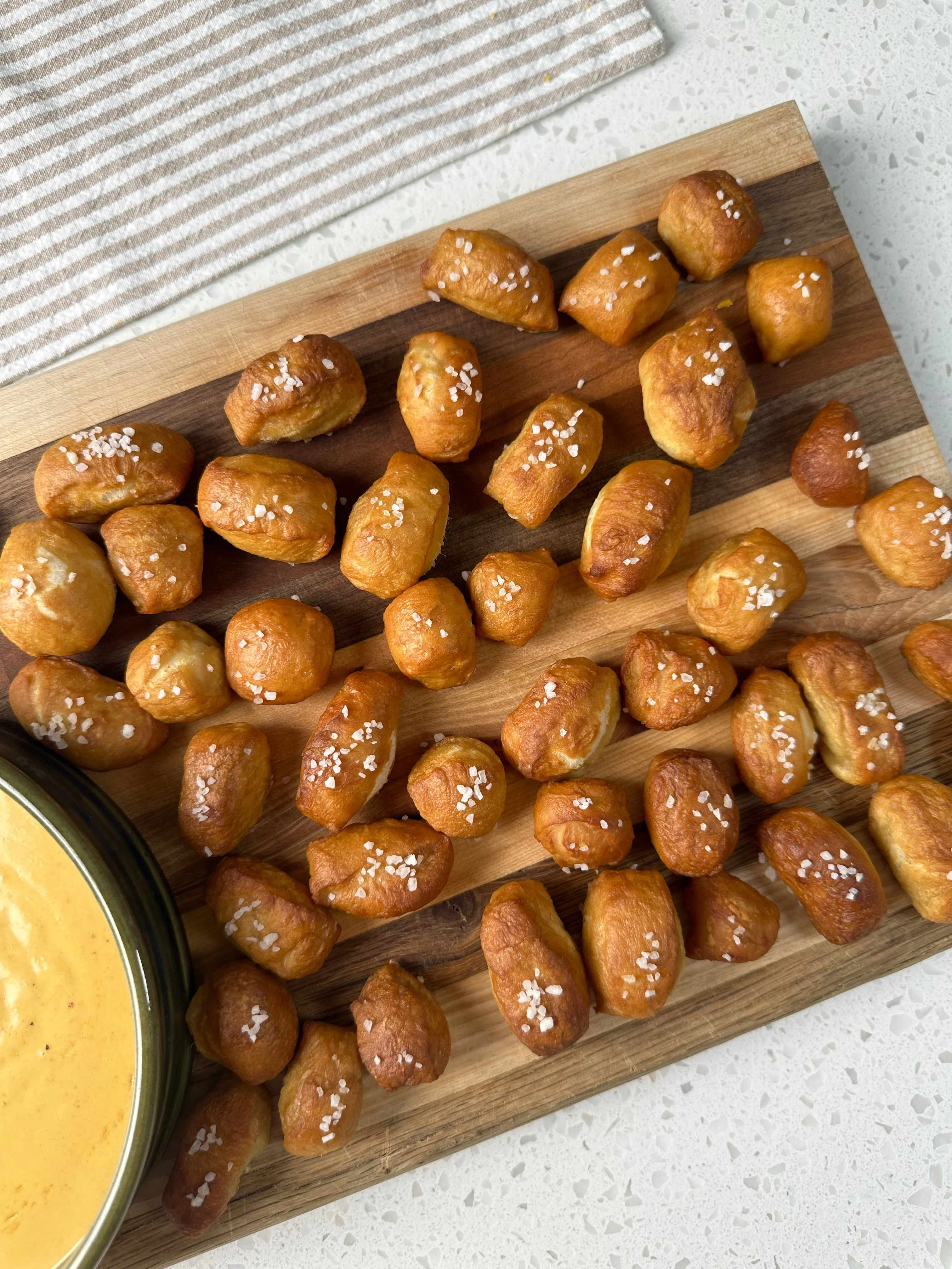 easy-pizza-dough-pretzel-bites