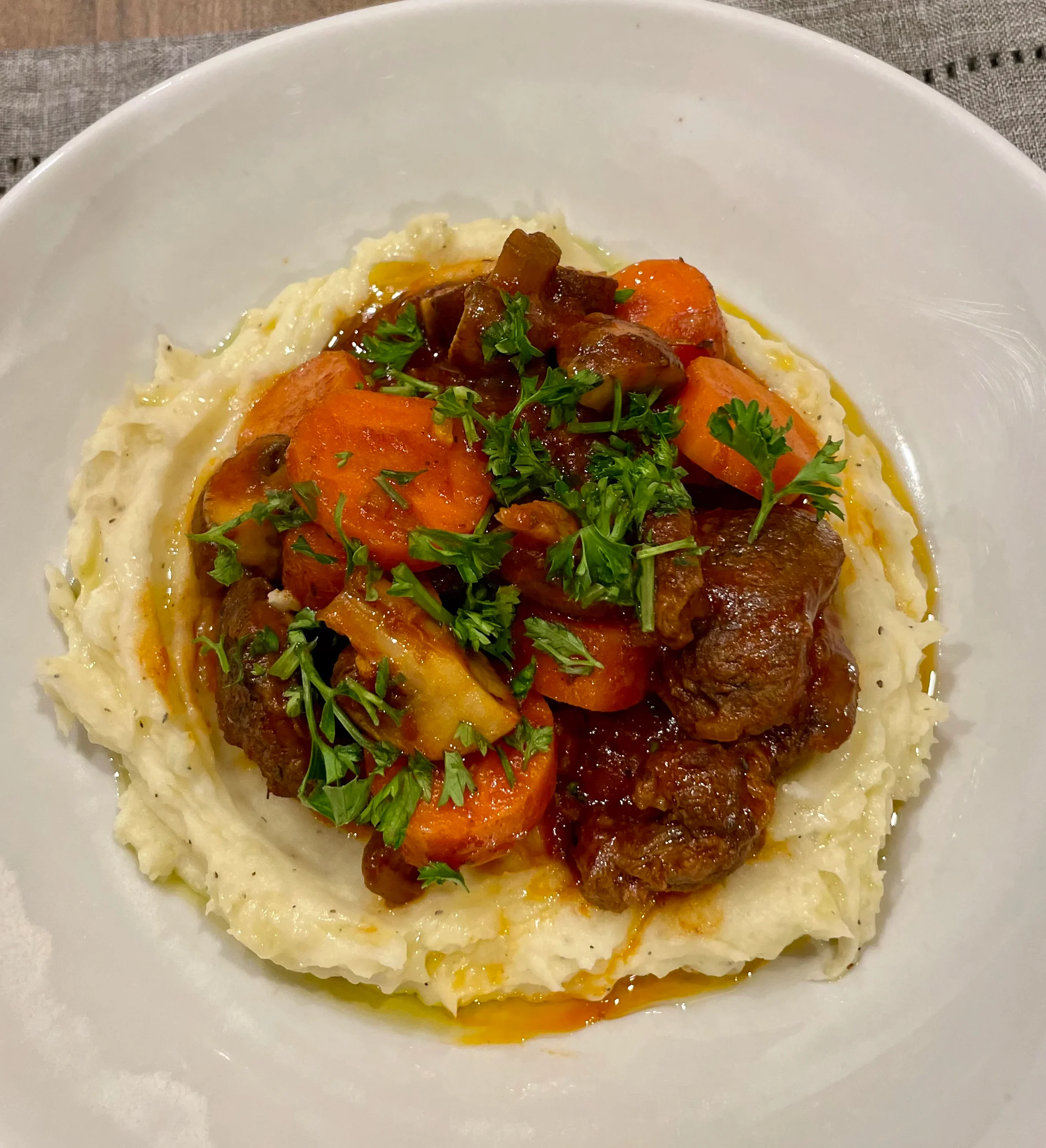 braised-osso-bucco-in-gochujang-tomato-sauce