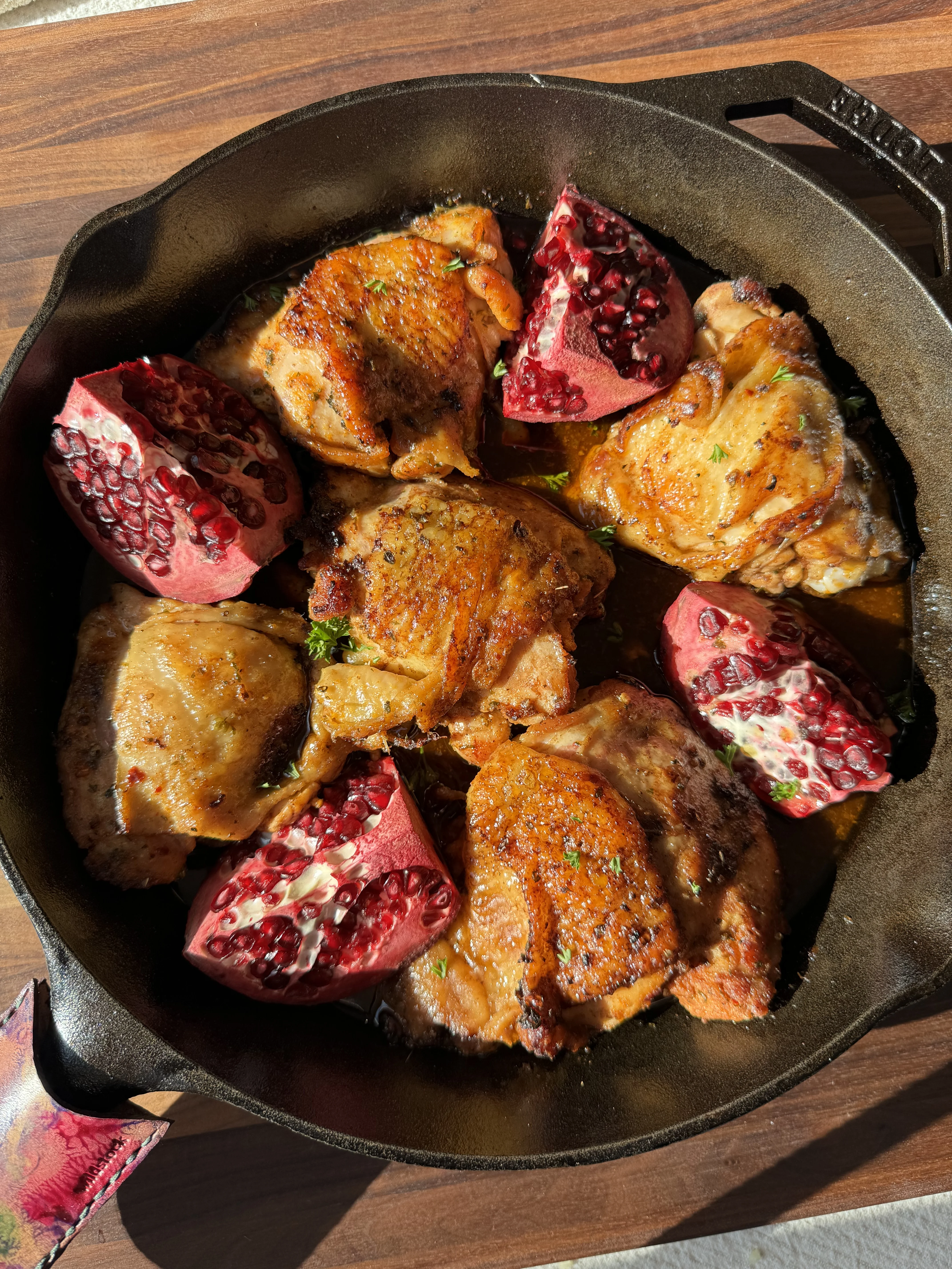 pomegranate-glazed-chicken-thighs