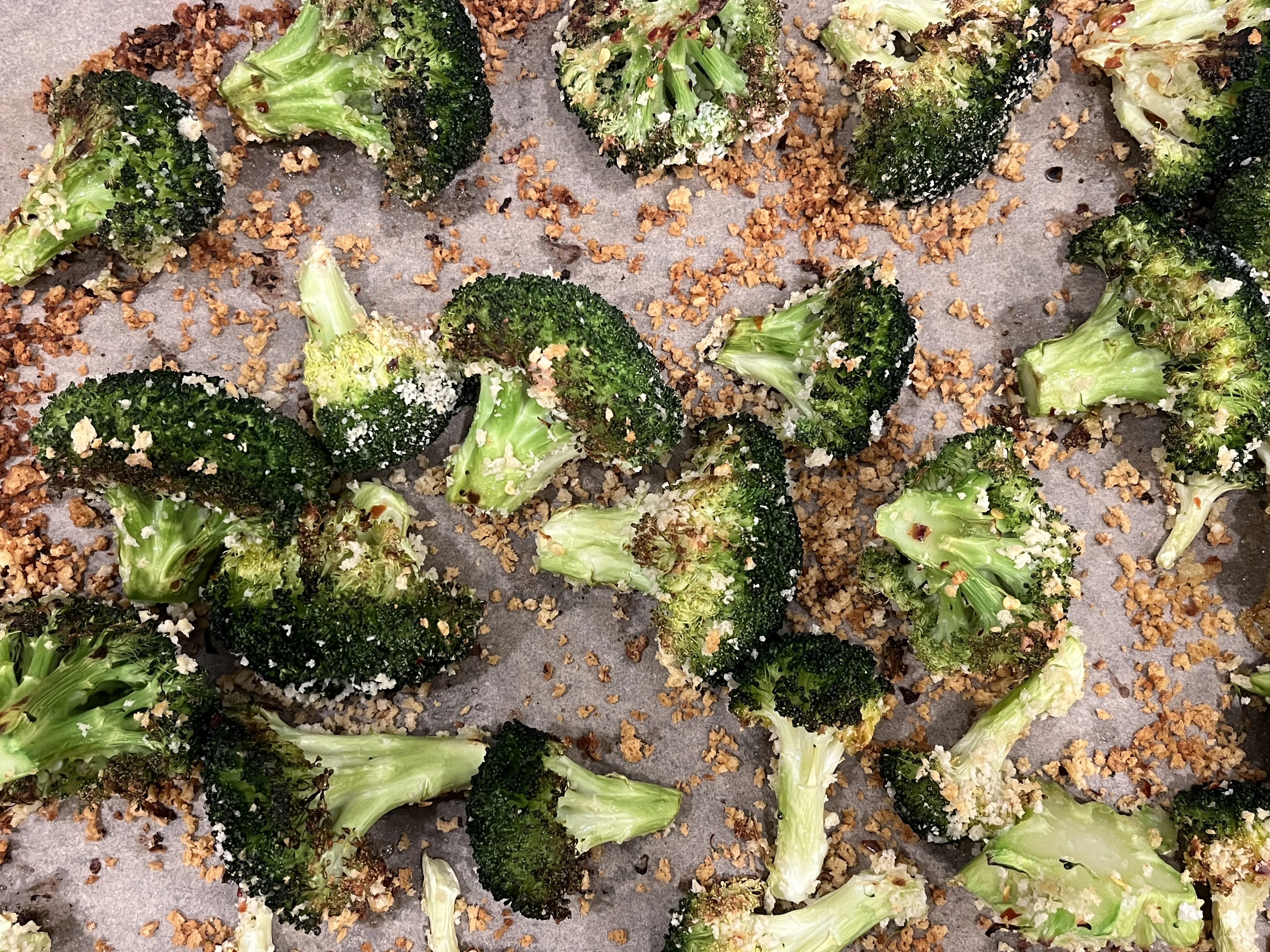 roasted-lemony-broccoli