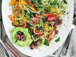 zesty-zucchini-noodle-salad-(5g-net-carbs)