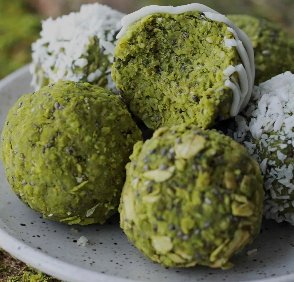 coconut-matcha-energy-bites