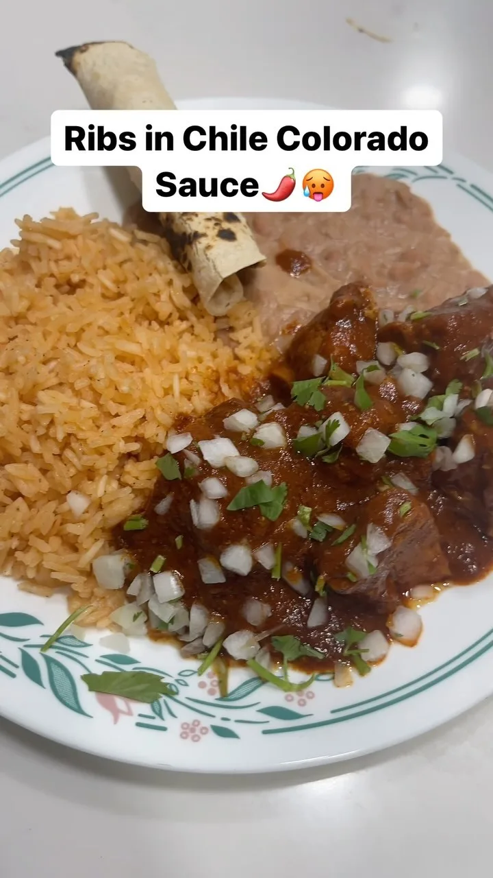 pork-short-ribs-in-chile-colorado-sauce