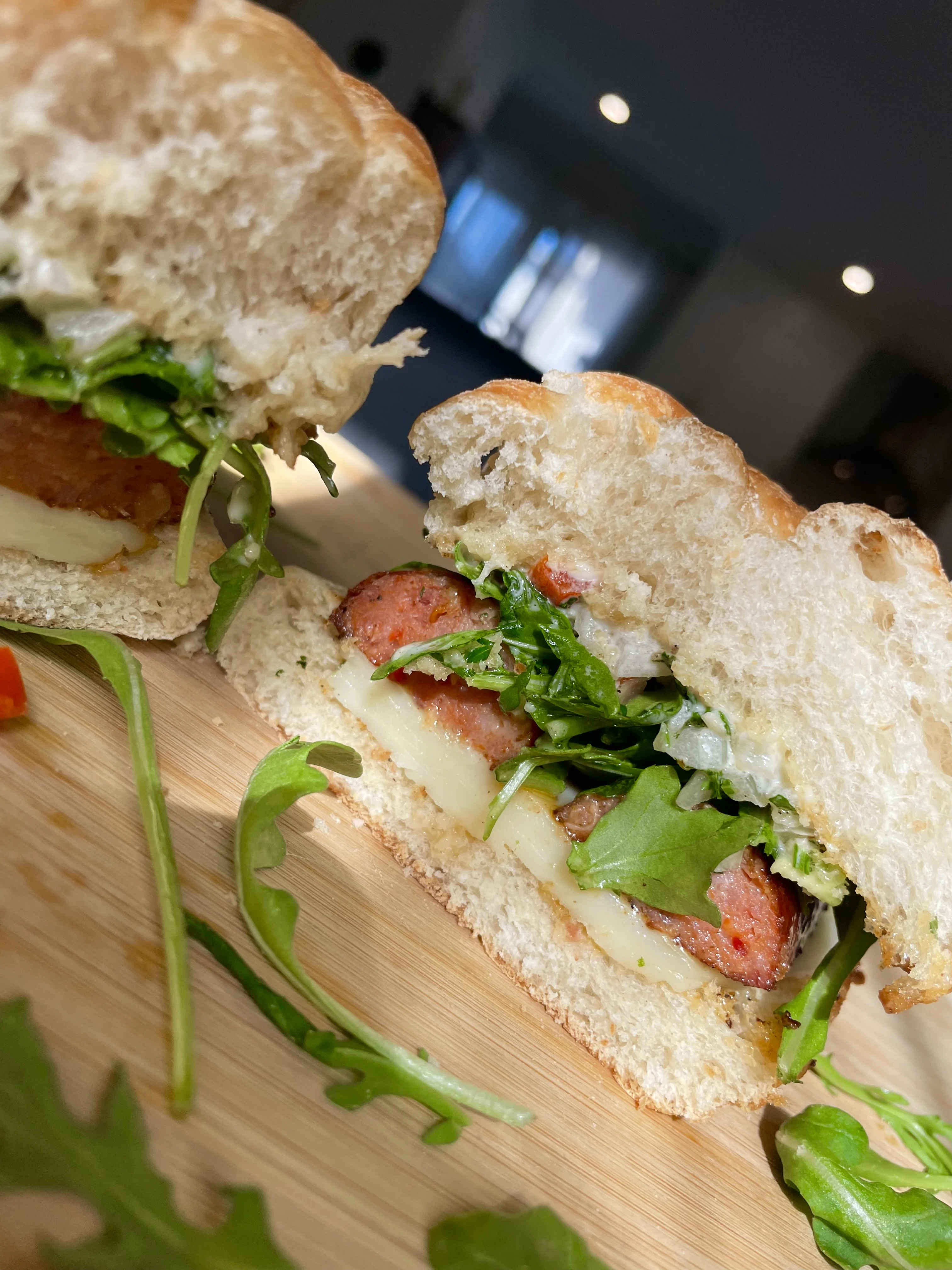 dressed-up-choripan