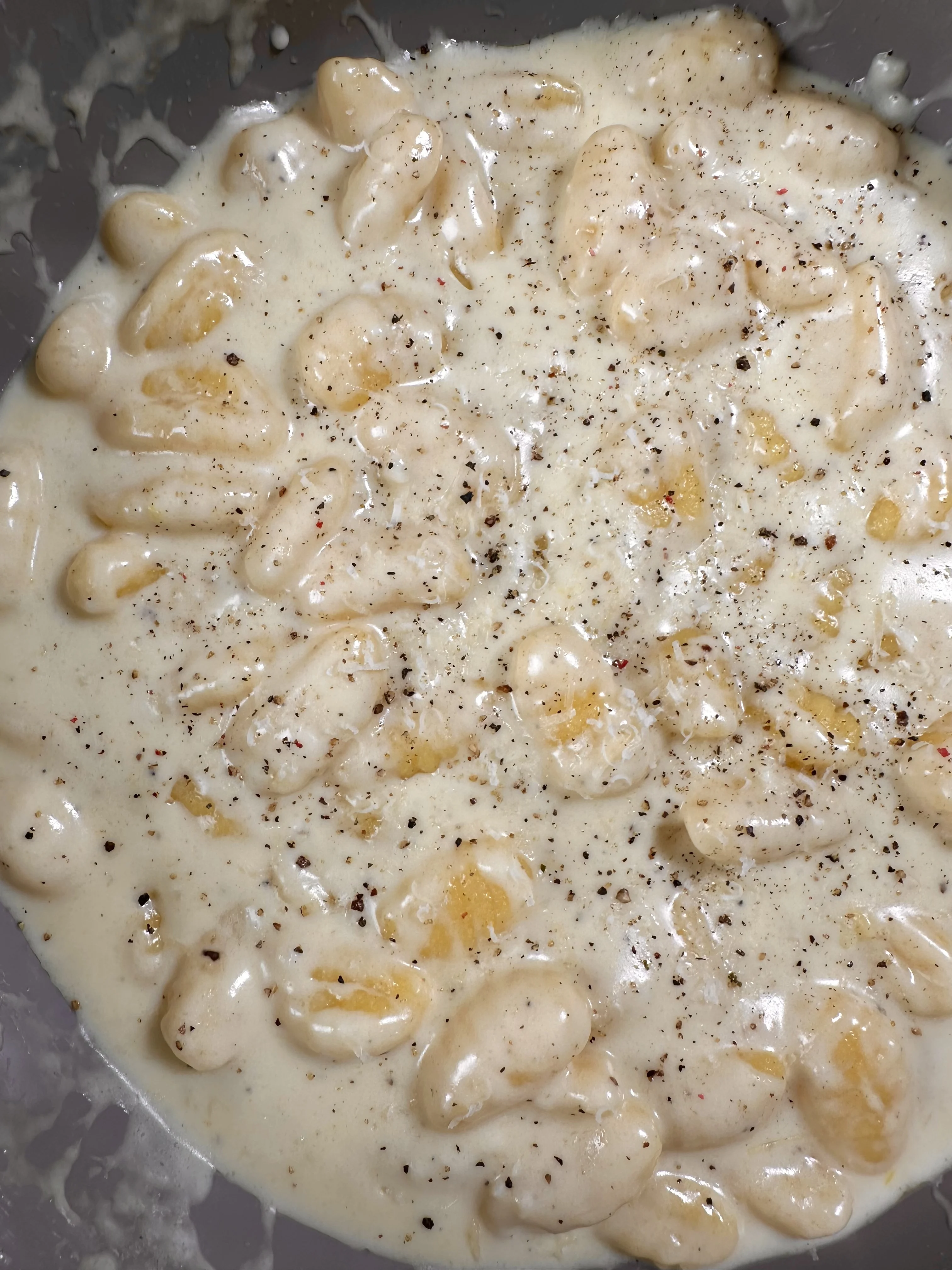 super-cheesy-mozzarella-gnocchi