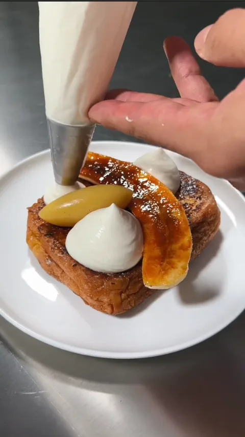 classy-brunch-toast