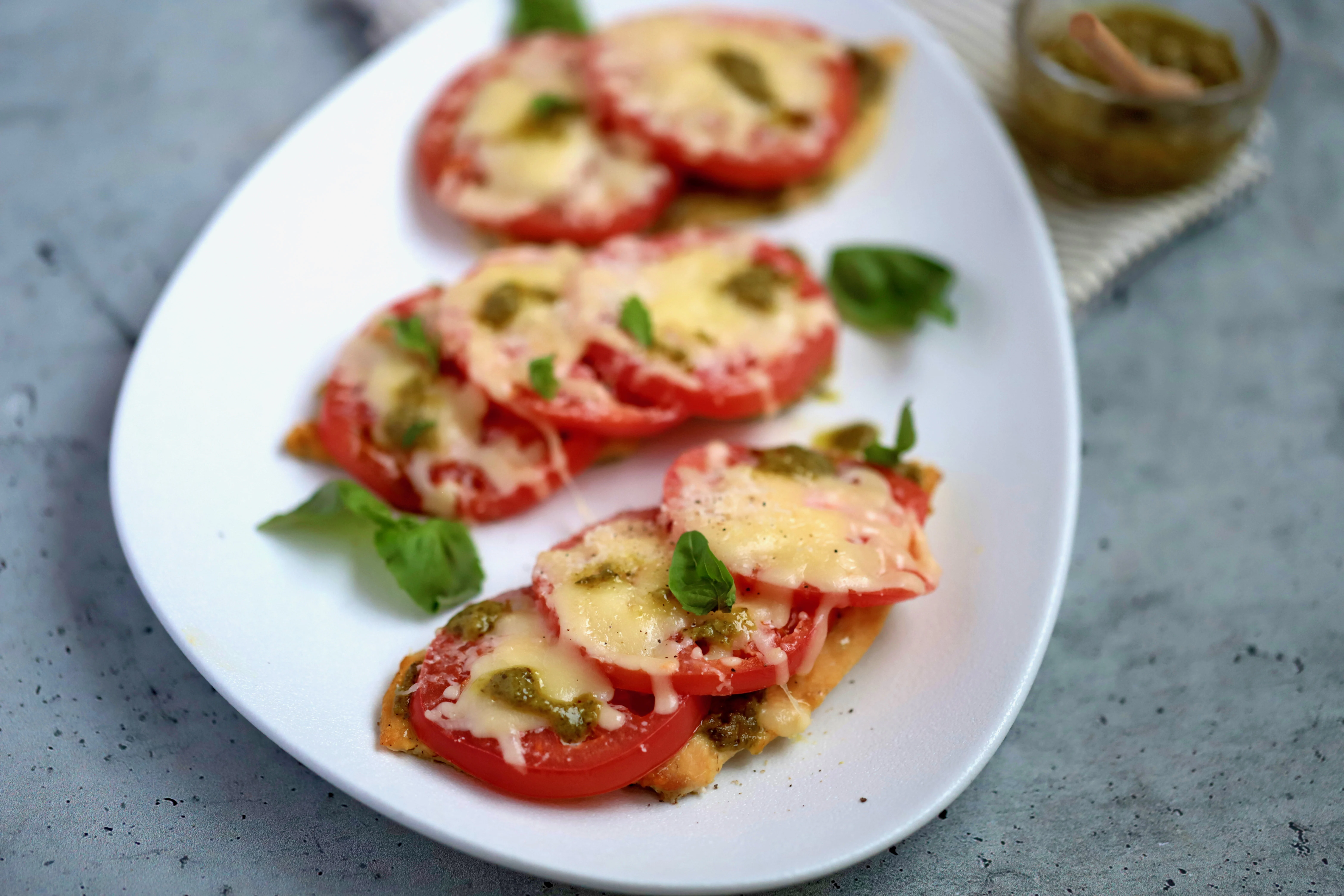 baked-chicken-pesto