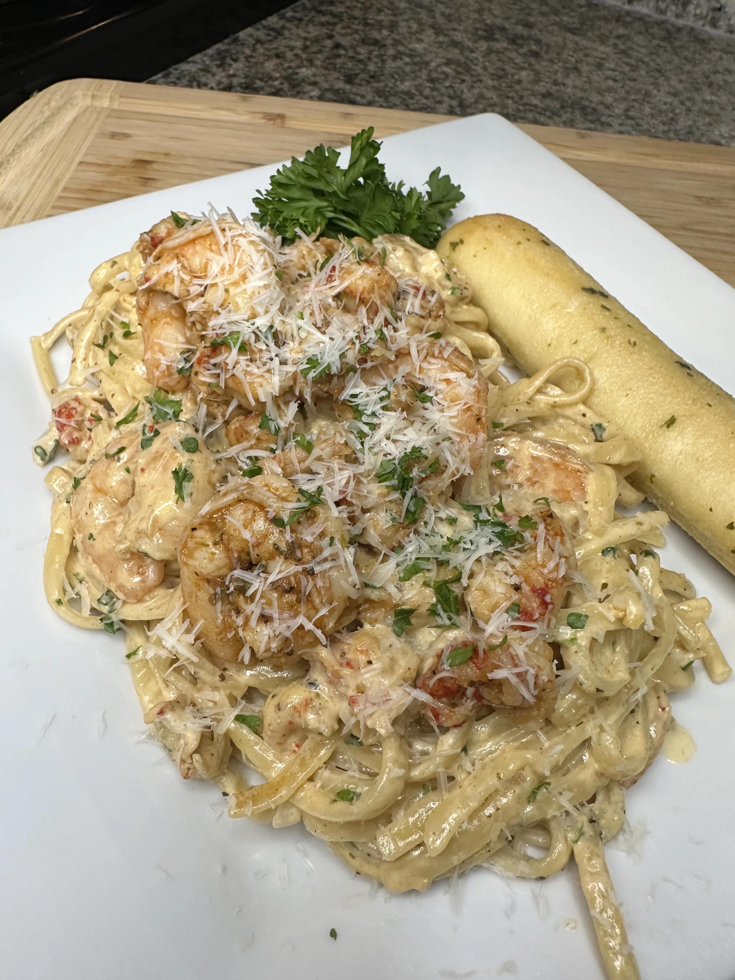 creamy-crawfish-and-shrimp-linguine