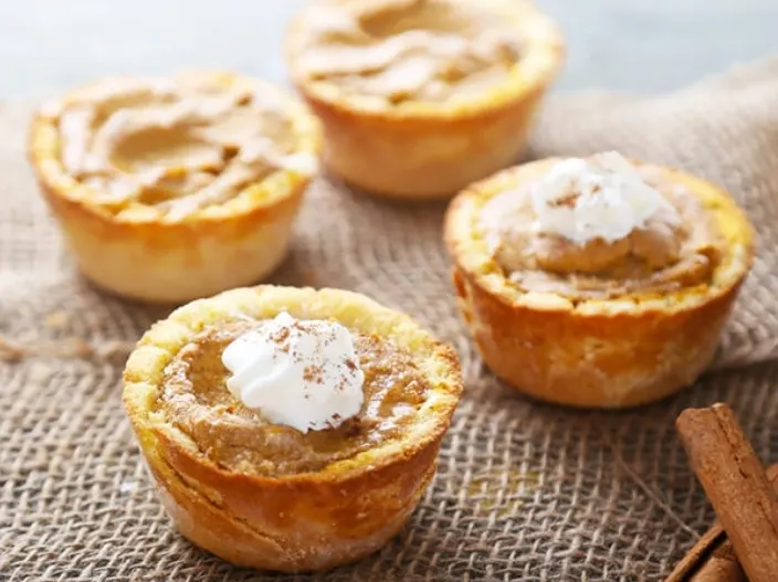 fall-flavors-in-every-bite:-pumpkin-spice-keto-cheesecake-tartlets