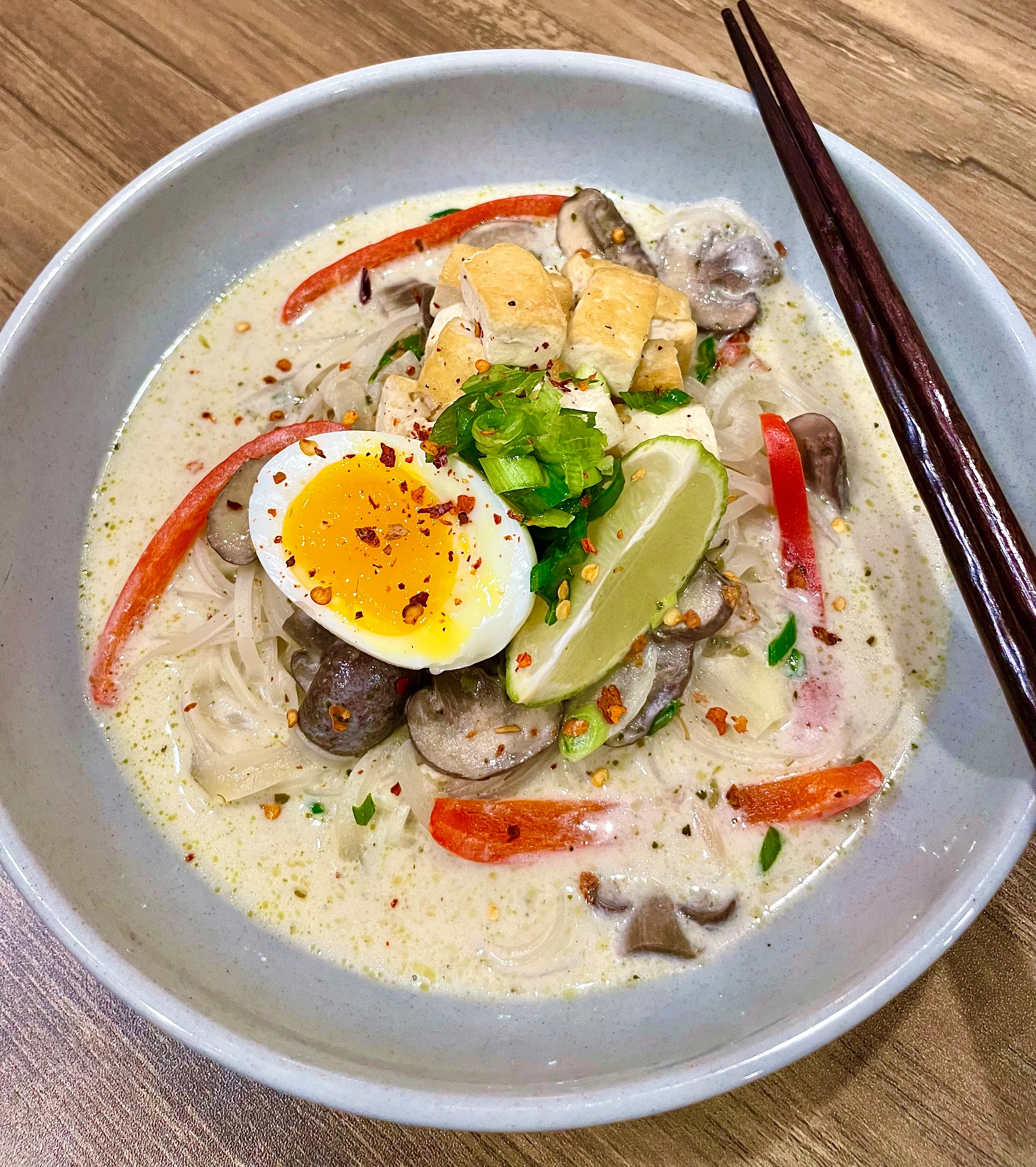 laksa-with-green-curry-and-crispy-tofu