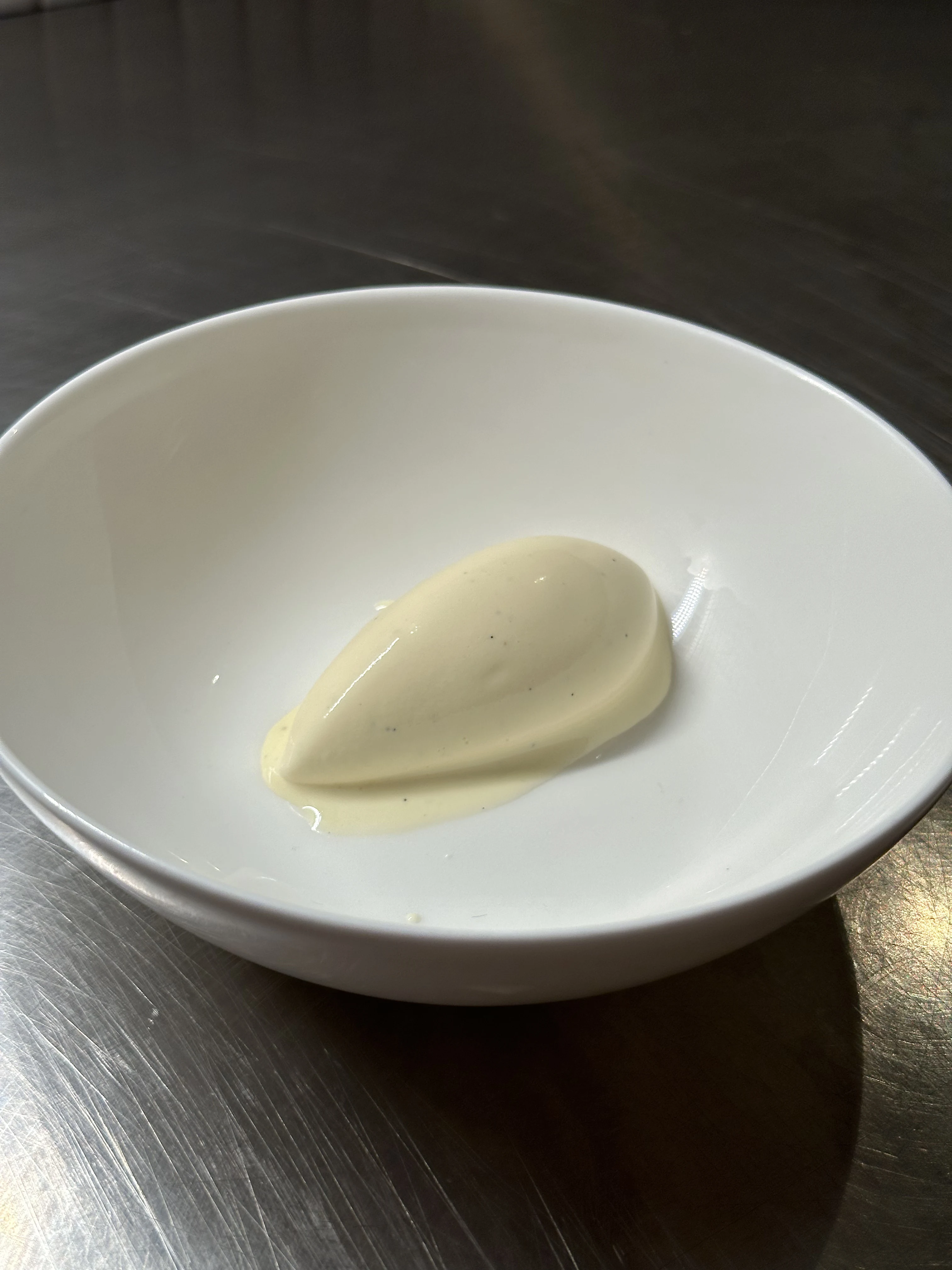 vanilla-white-chocolate-ice-cream