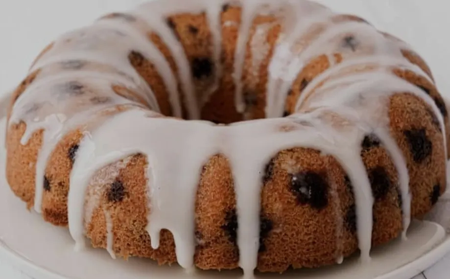 zesty-bliss:-keto-lemon-blueberry-almond-flour-cake