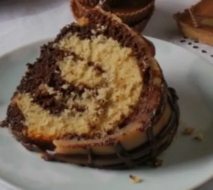 peanut-butter-paradise:-keto-chocolate-swirl-bundt-cake-delight