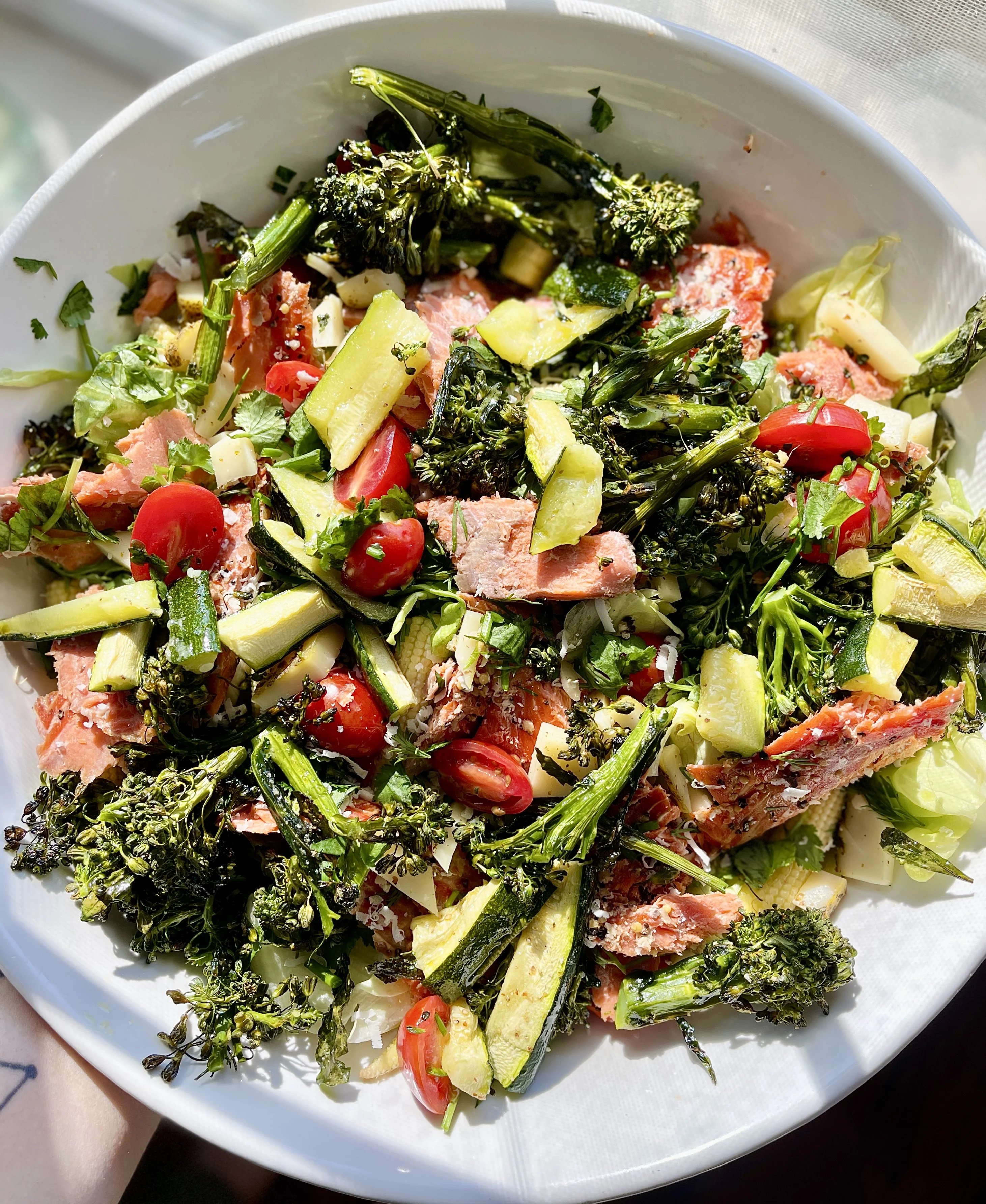 roasted-veggies-and-smoked-salmon-salad
