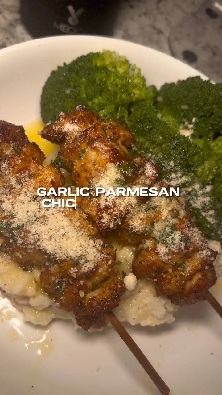 air-fryer-garlic-parmesan-skewers
