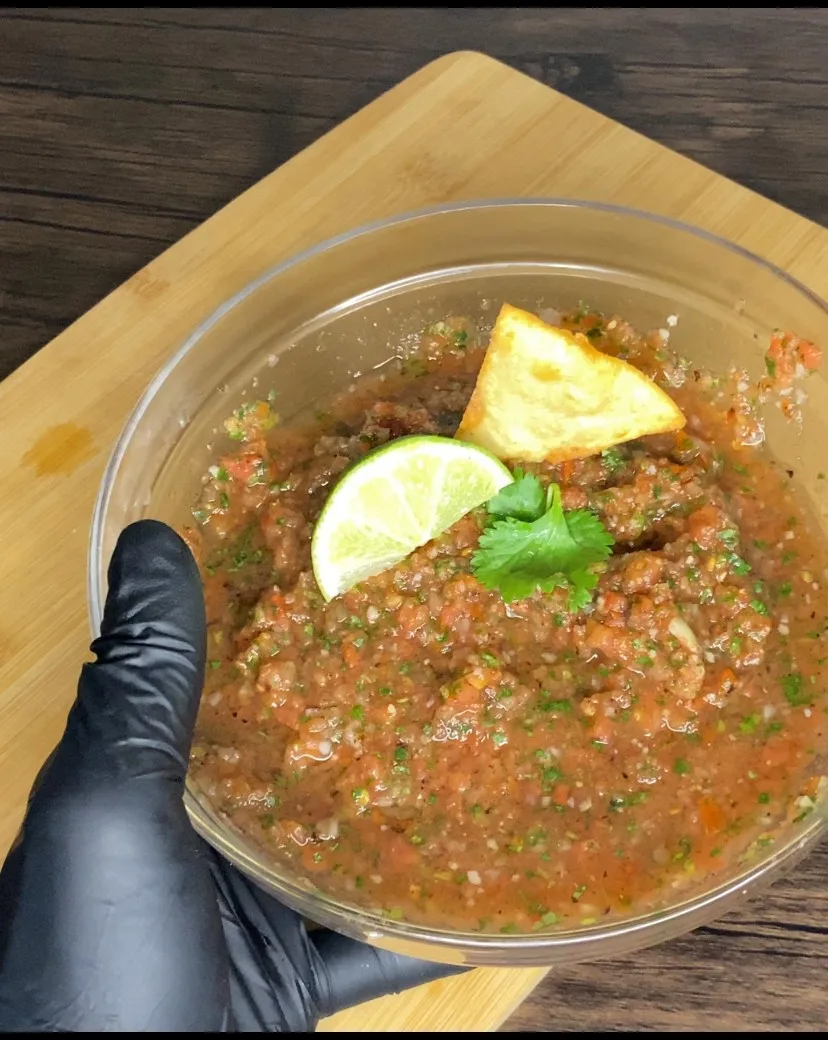 easy-restaurant-style-salsa