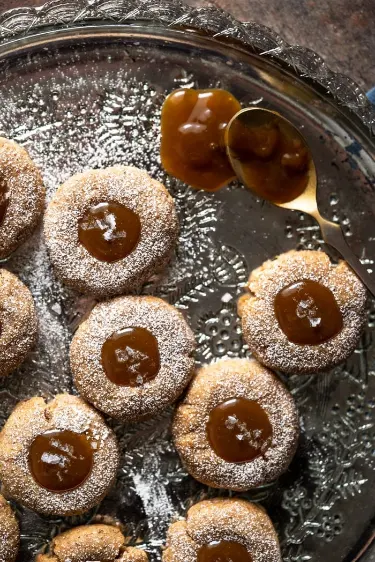 salted-caramel-thumbprint-cookies
