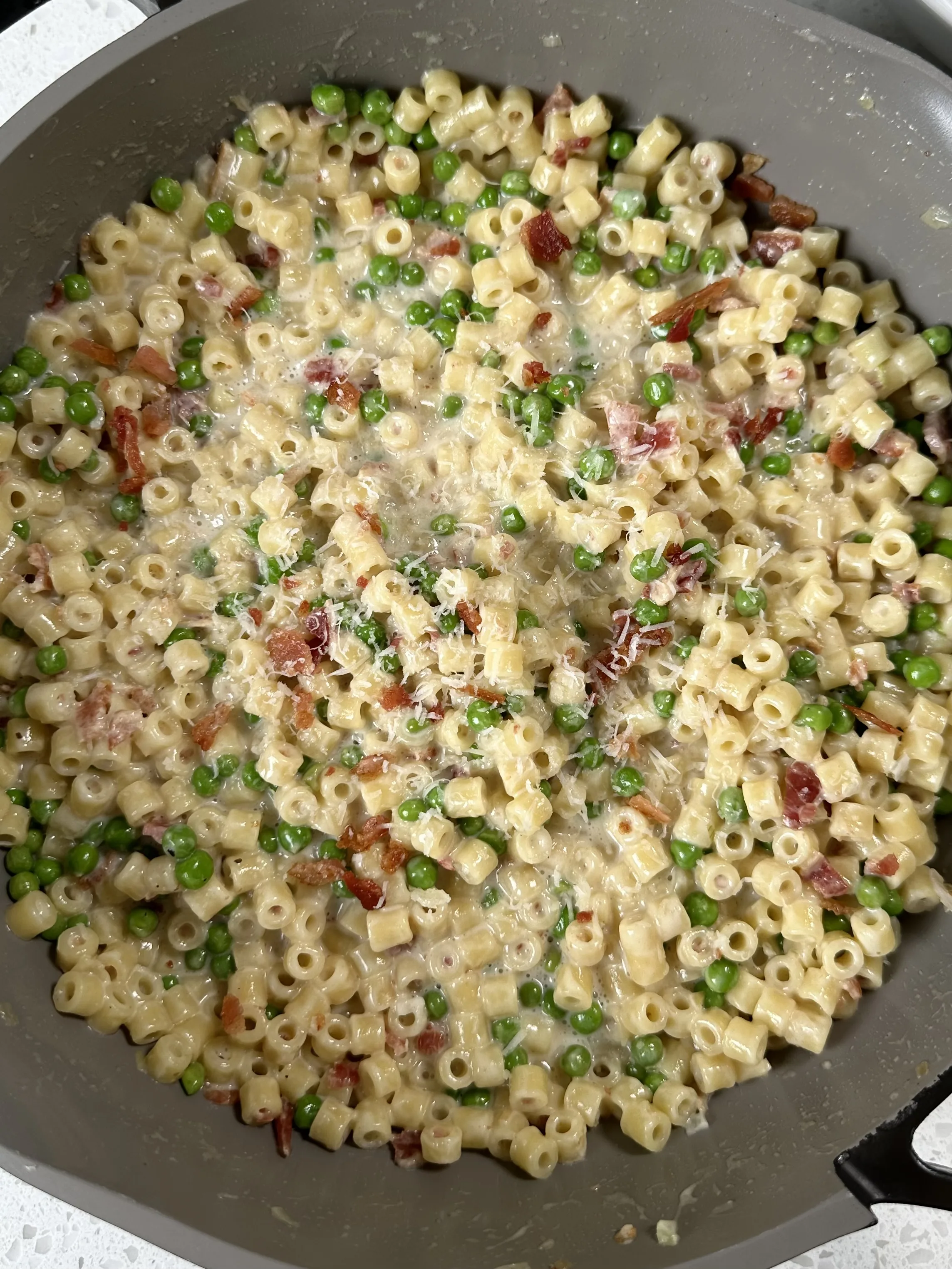 bacon-and-pea-ditali-(mini-tube-pasta)