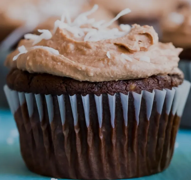 coco-choc-delight:-keto-coconut-flour-chocolate-cupcakes-with-fluffy-coconut-whipped-cream