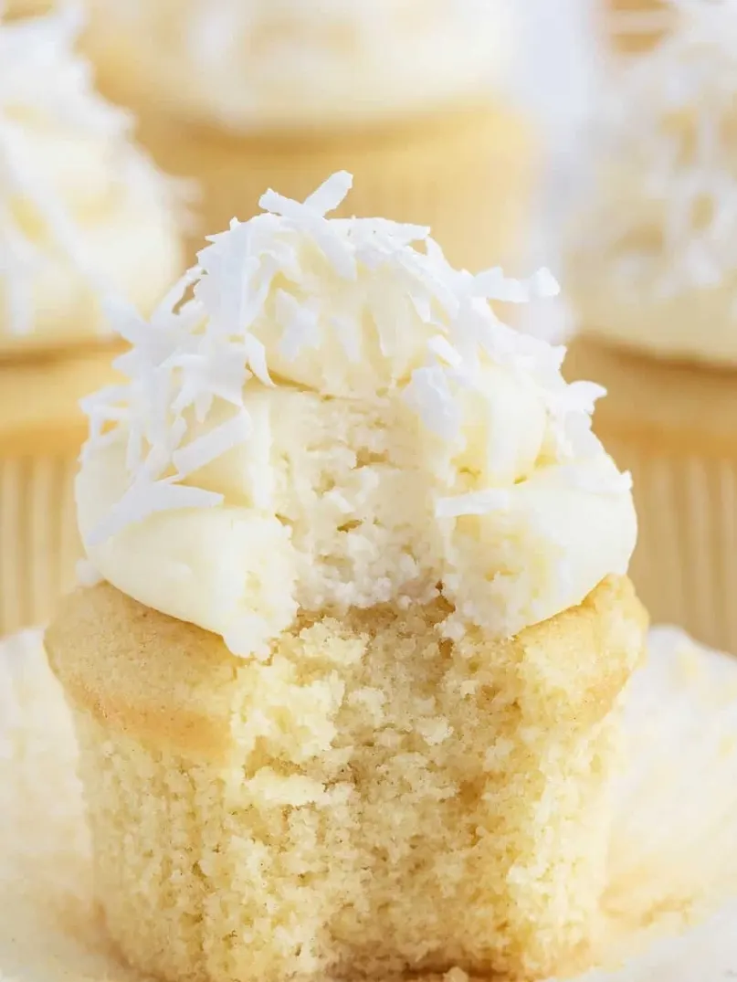 coconut-bliss:-keto-vanilla-coconut-flour-cupcakes-with-creamy-coconut-frosting