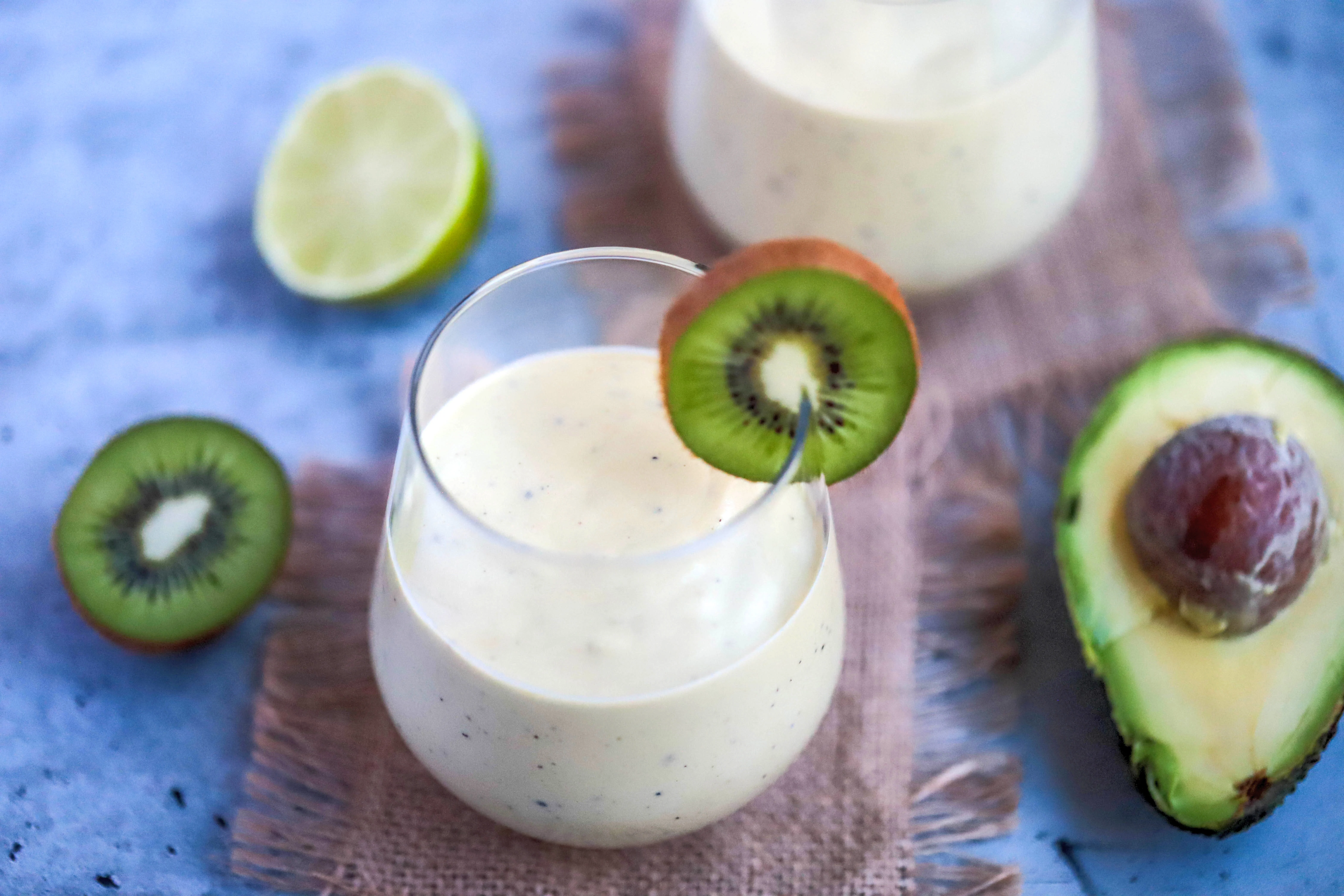avocado-and-kiwi-power-shake