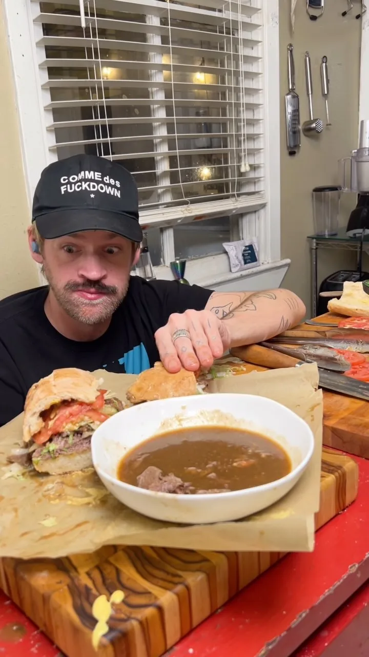 new-orleans-roast-beef-poboy