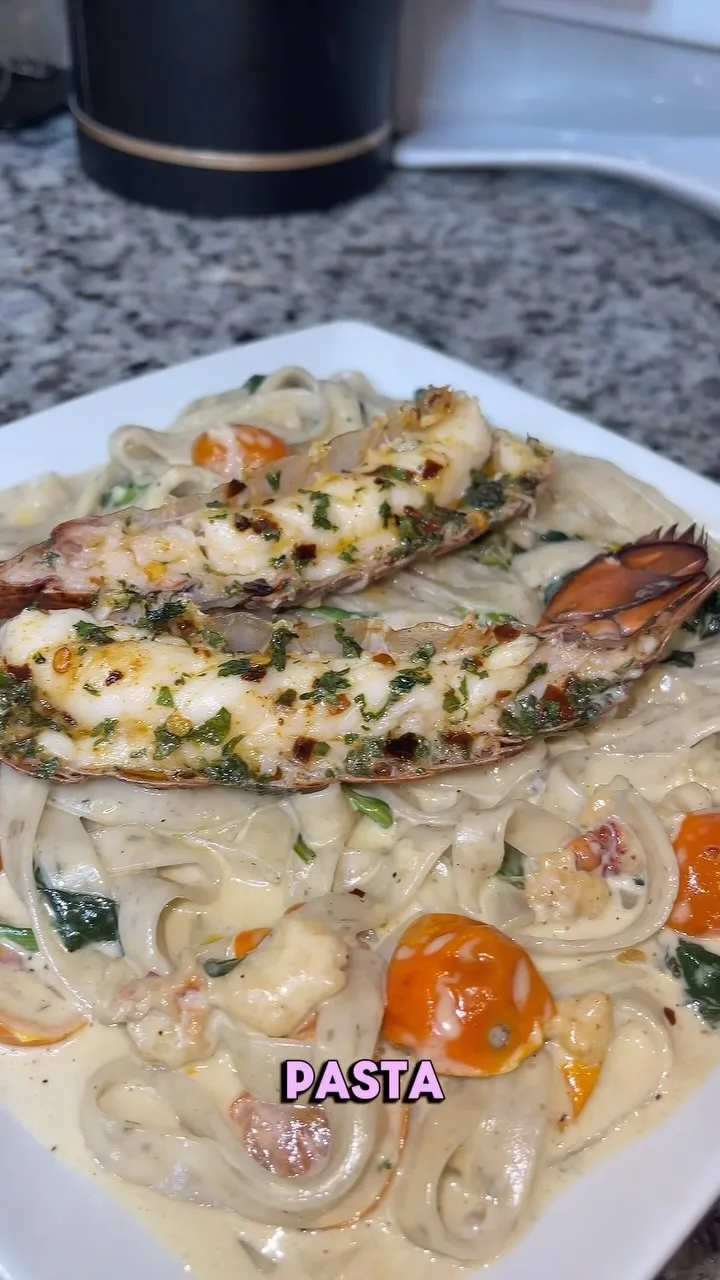 tuscan-lobster-pasta