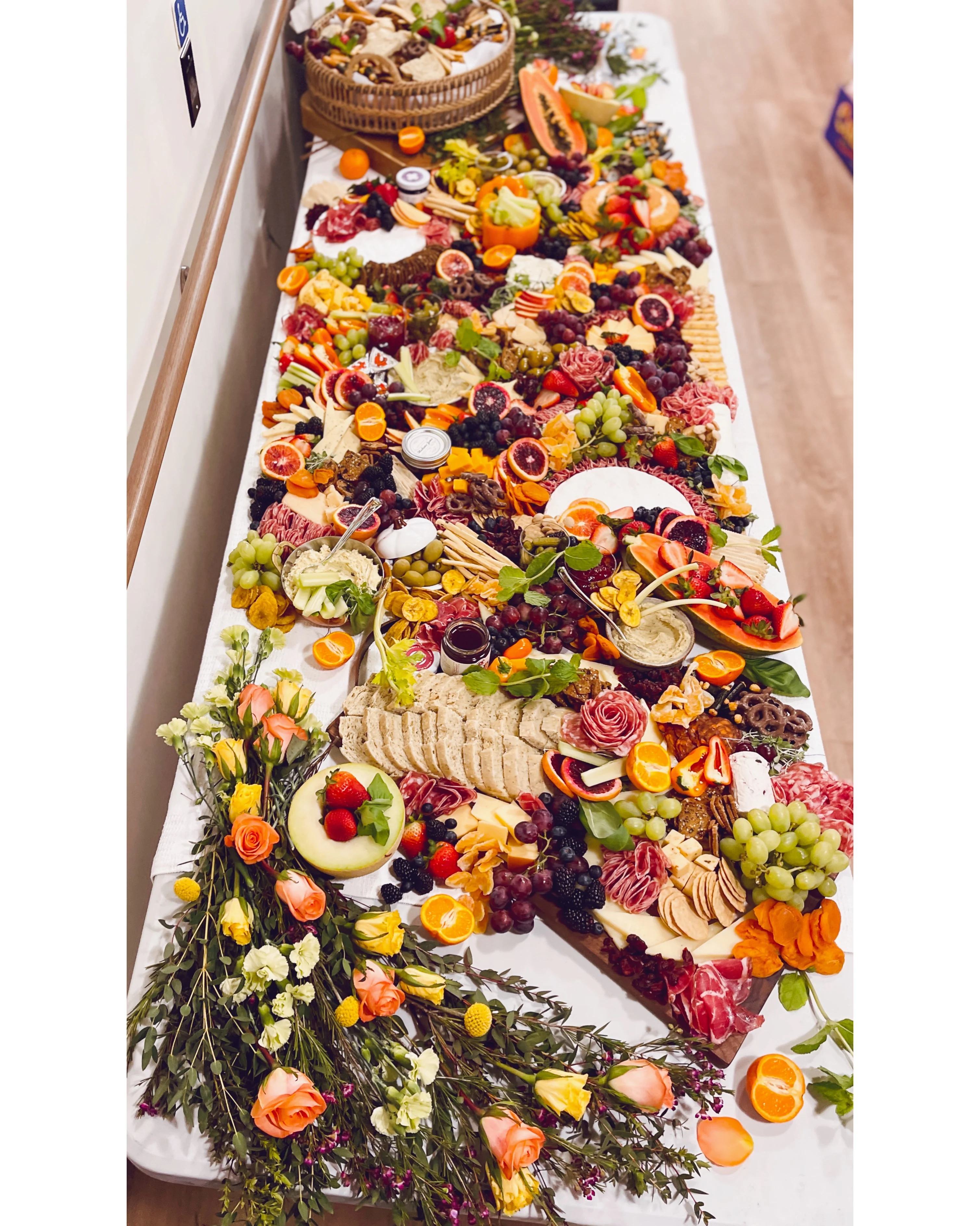 grazing-table-for-50