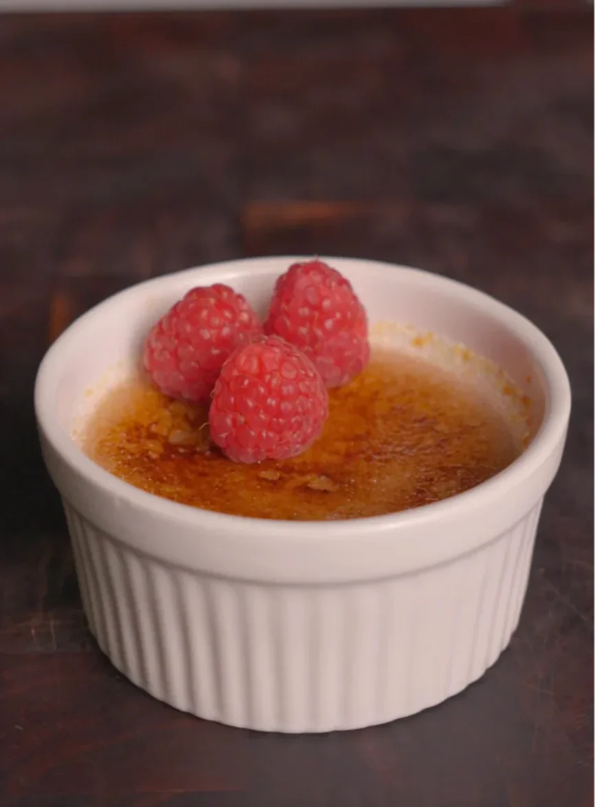 raspberry-creme-brulee
