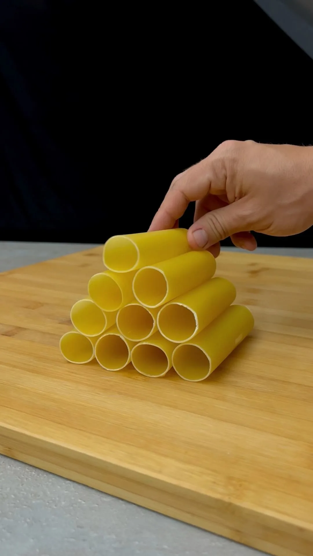 cheesy-bolognese-cannelloni