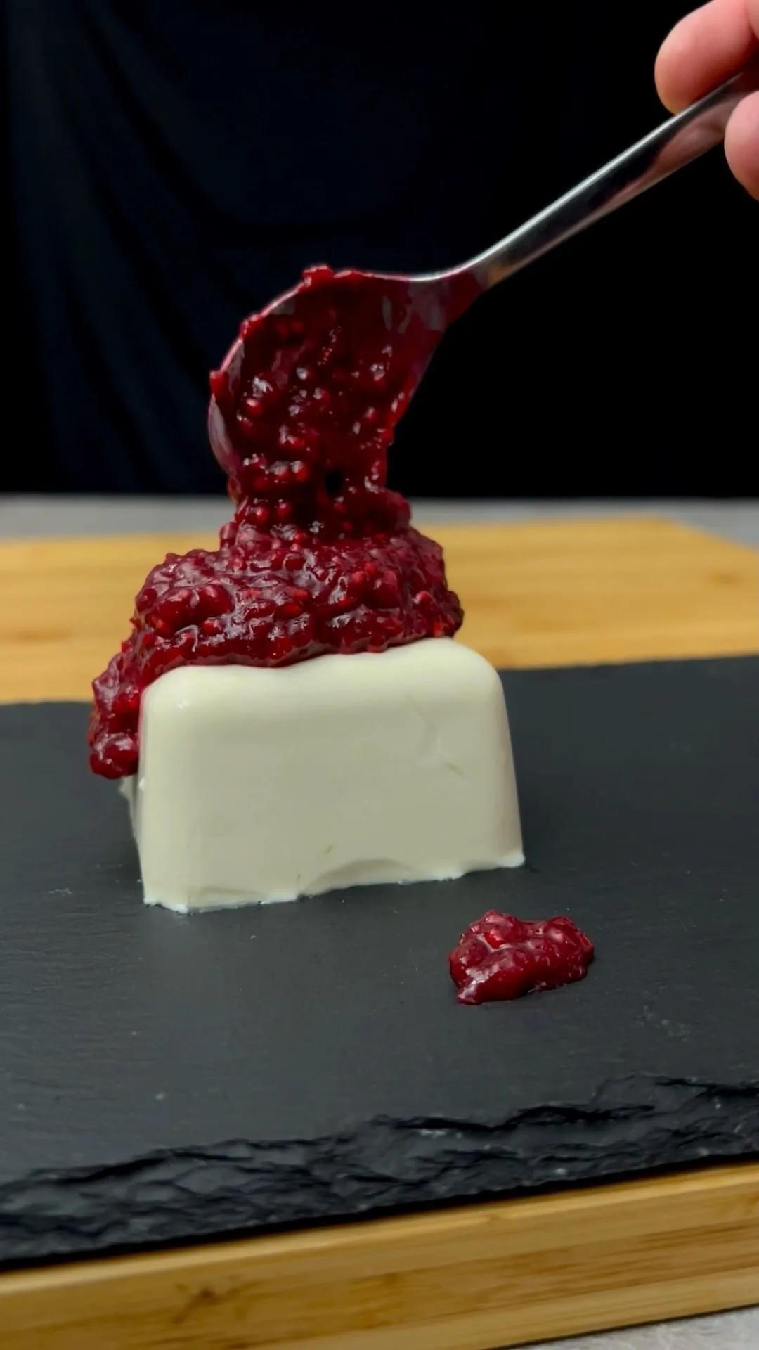 panna-cotta-with-raspberry-jam