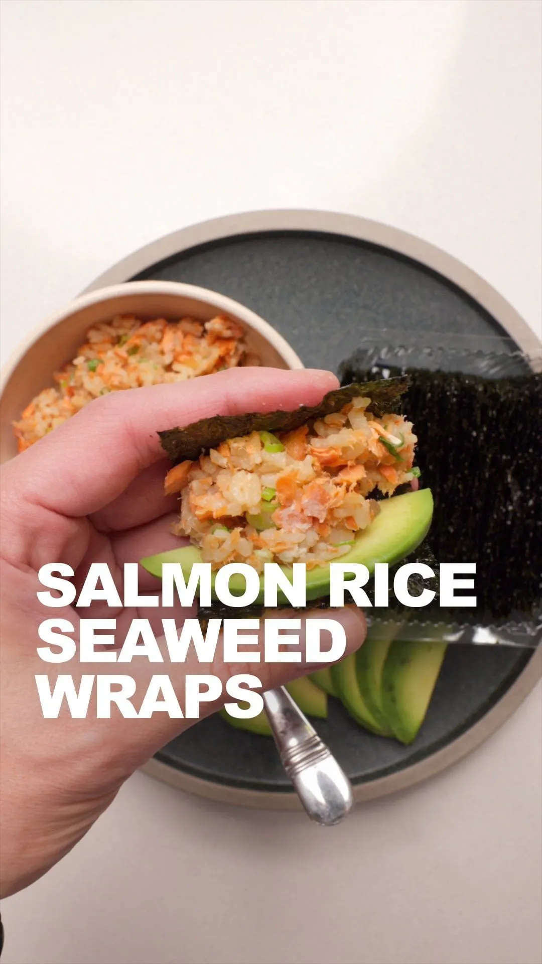 salmon-rice-seaweed-wraps