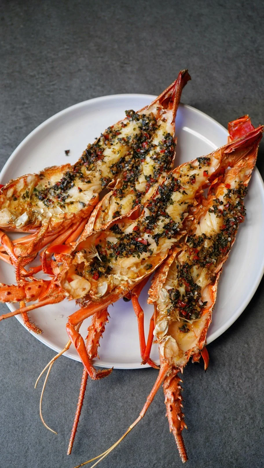 grilled-crayfish-on-the-weber-q