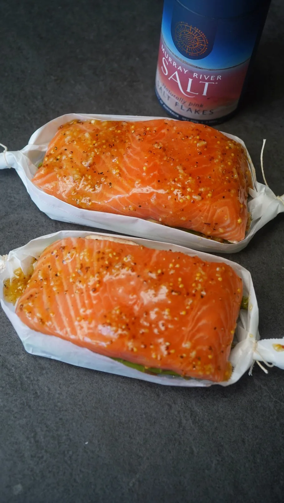 salmon-boats-in-the-air-fryer