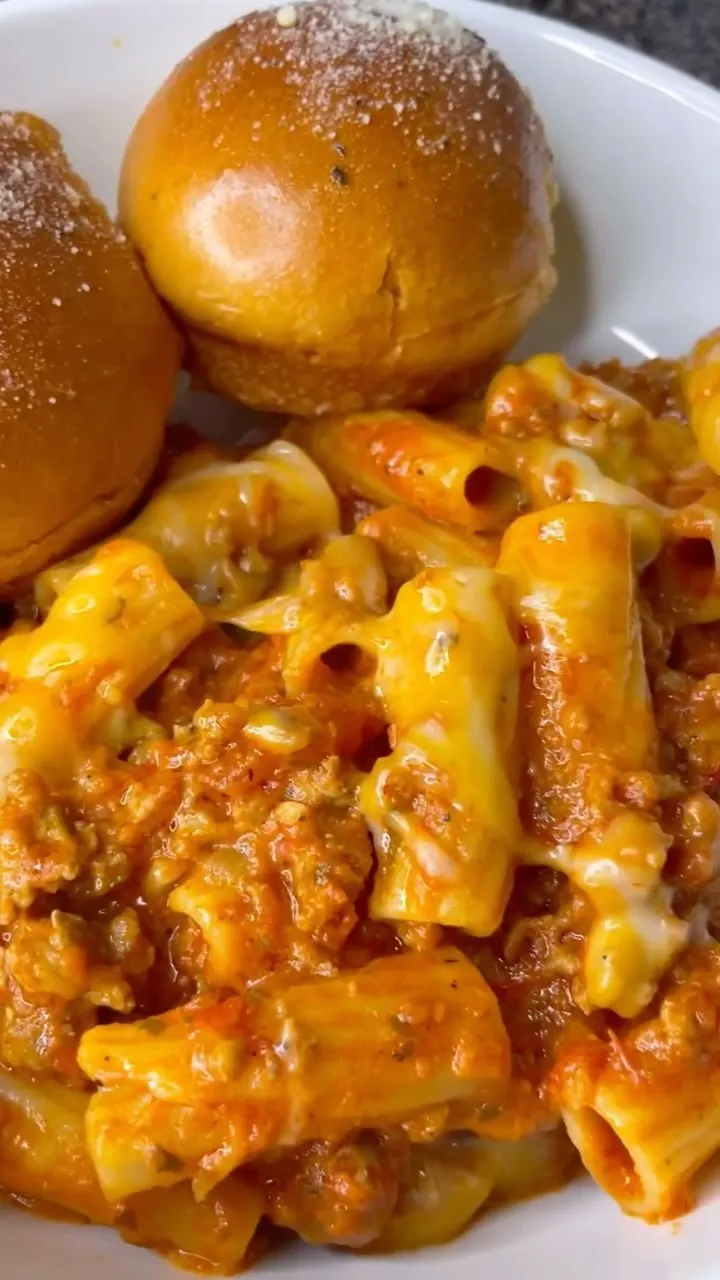 easy-rigatoni-pasta-2
