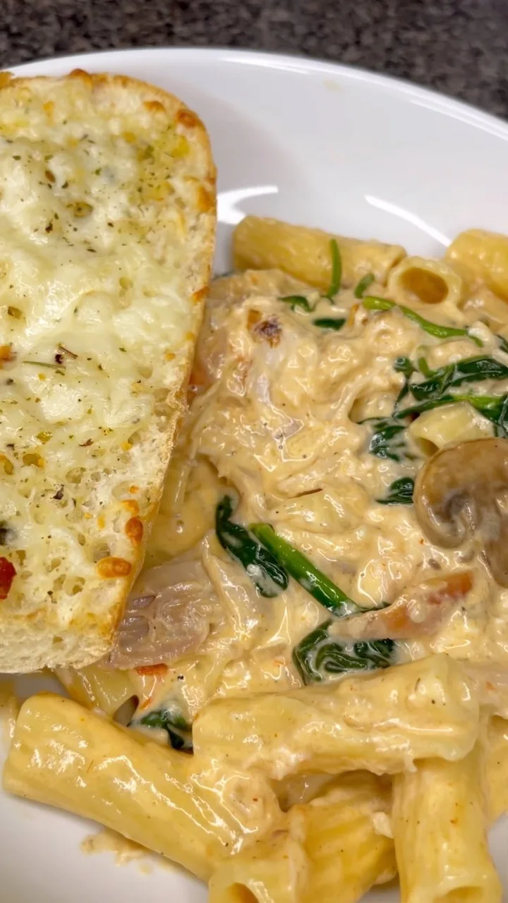 rotisserie-rigatoni-pasta
