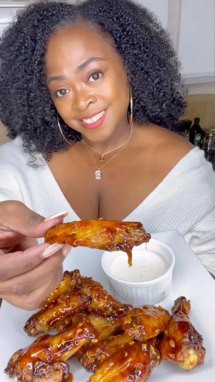 sticky-maple-garlic-wings