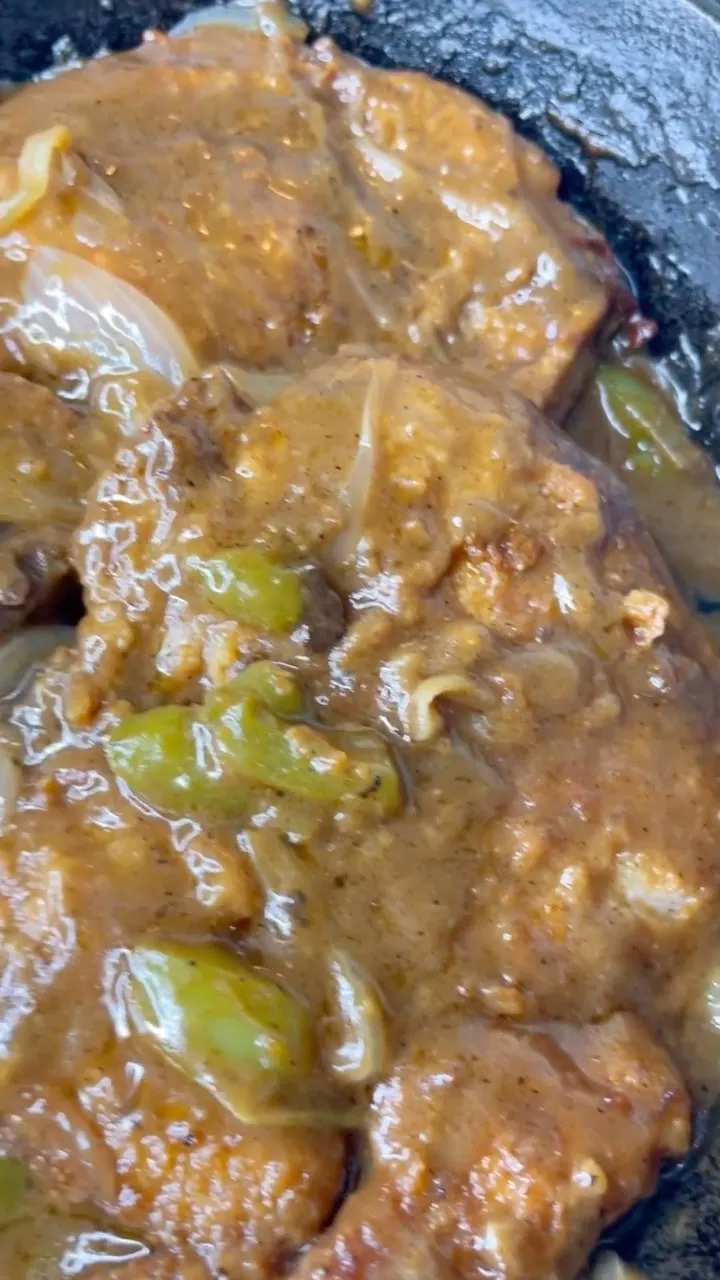 pork-chops-and-brown-gravy