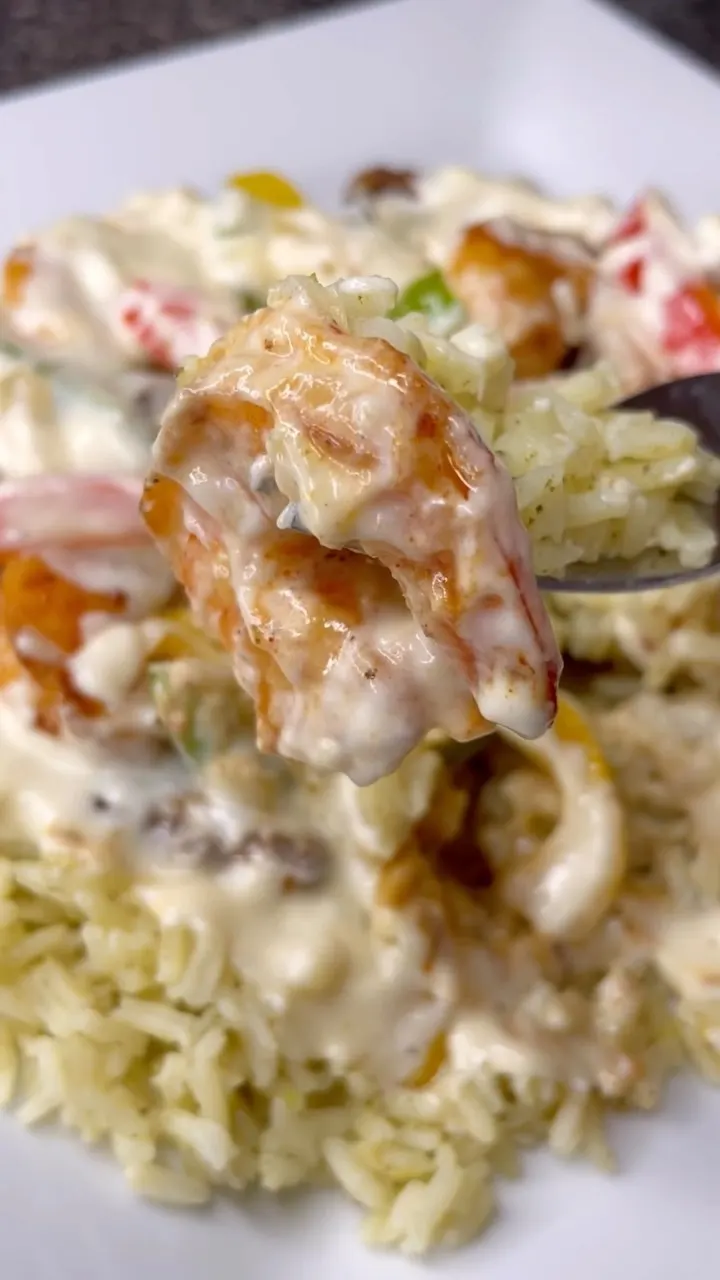cheesy-shrimp-and-steak-with-fajita-veggies