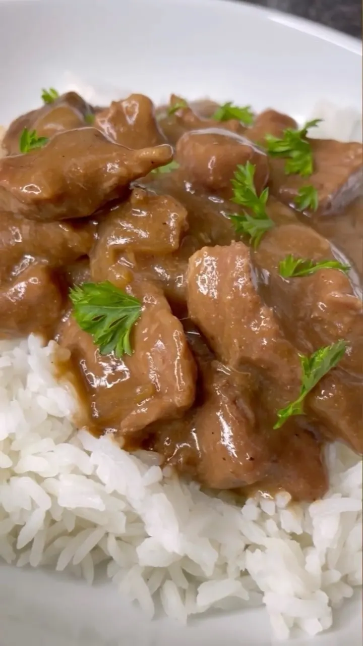 beef-tips-and-gravy