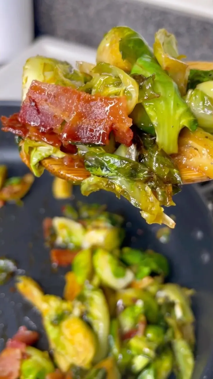 brussels-sprouts-with-bacon-and-maple-syrup
