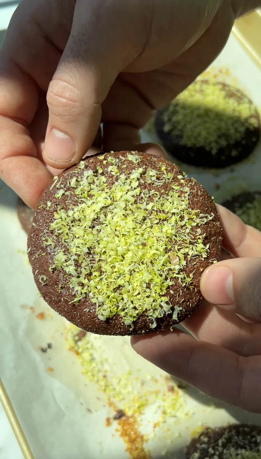 gluten-free-chocolate-pistachio-cookies