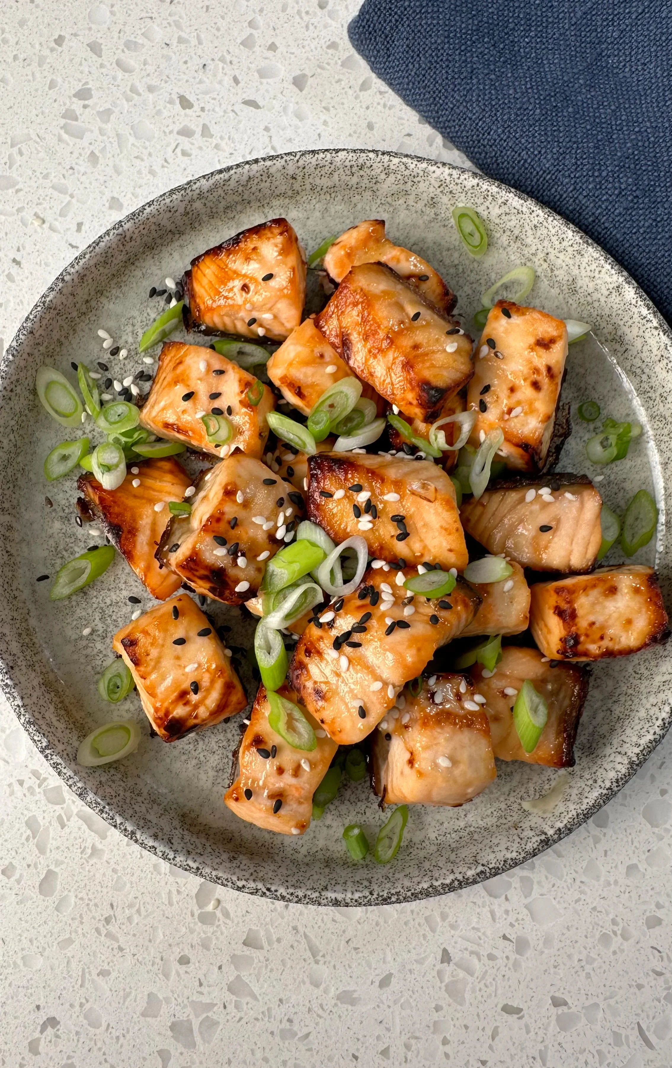 miso-sesame-salmon-bites-(air-fryer)