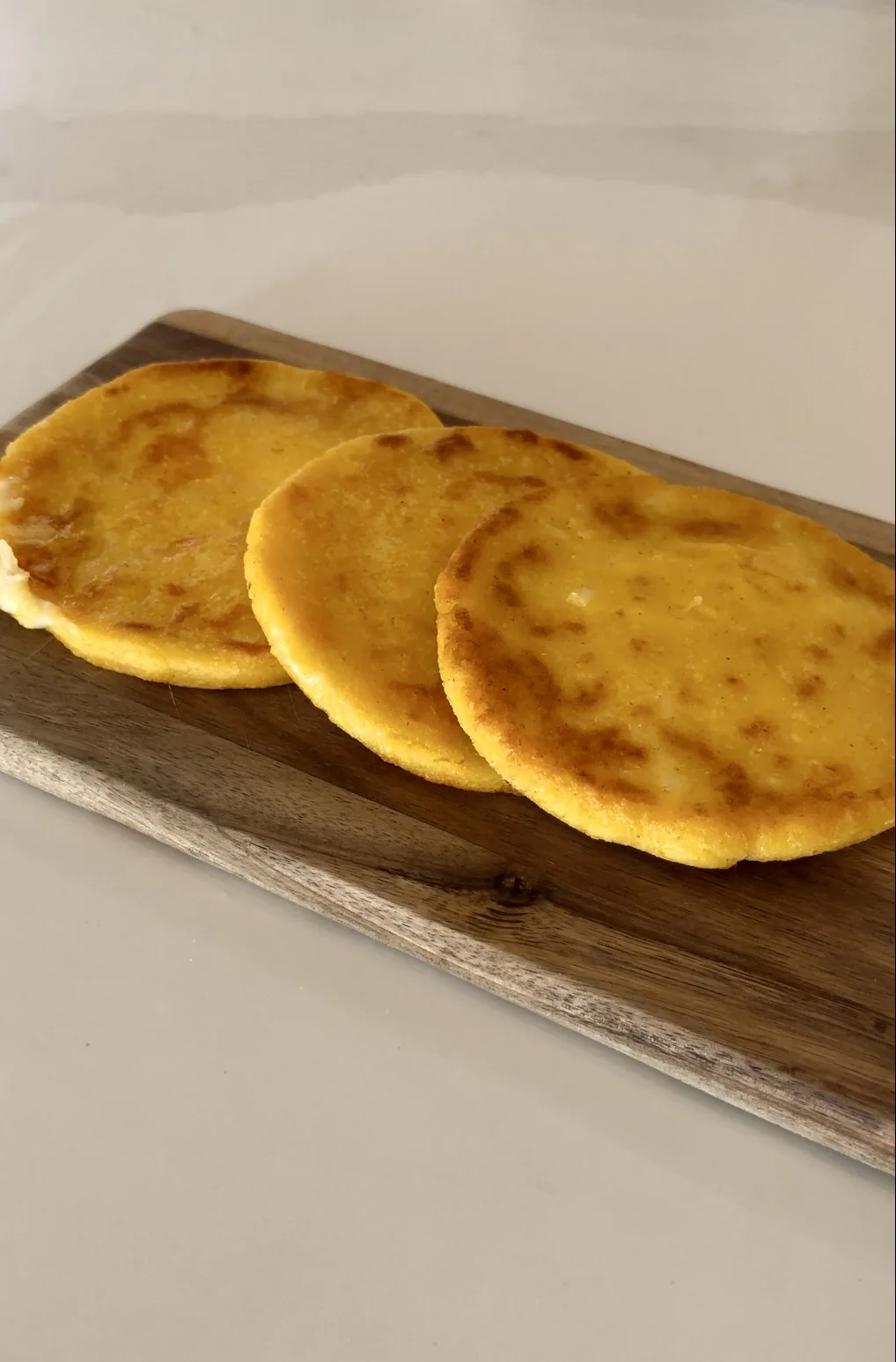 arepas-con-queso