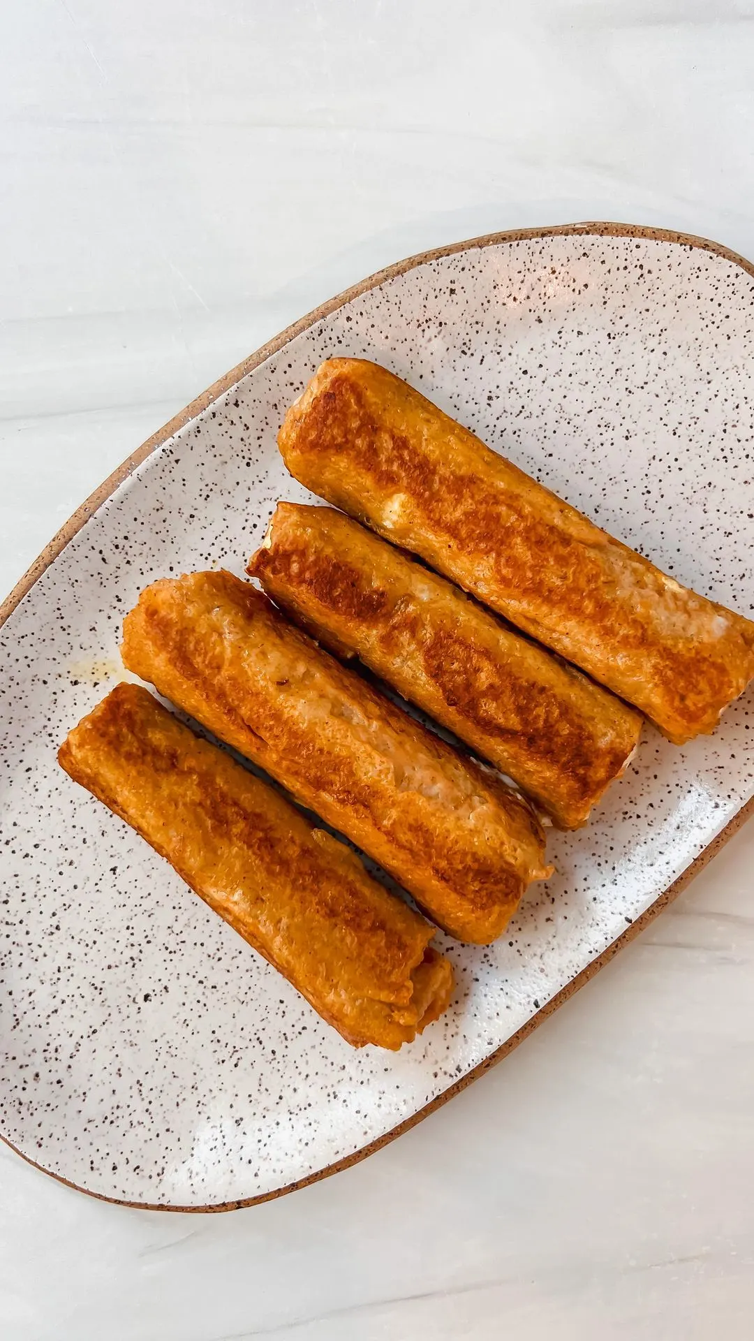pumpkin-cheesecake-french-toast-roll-ups