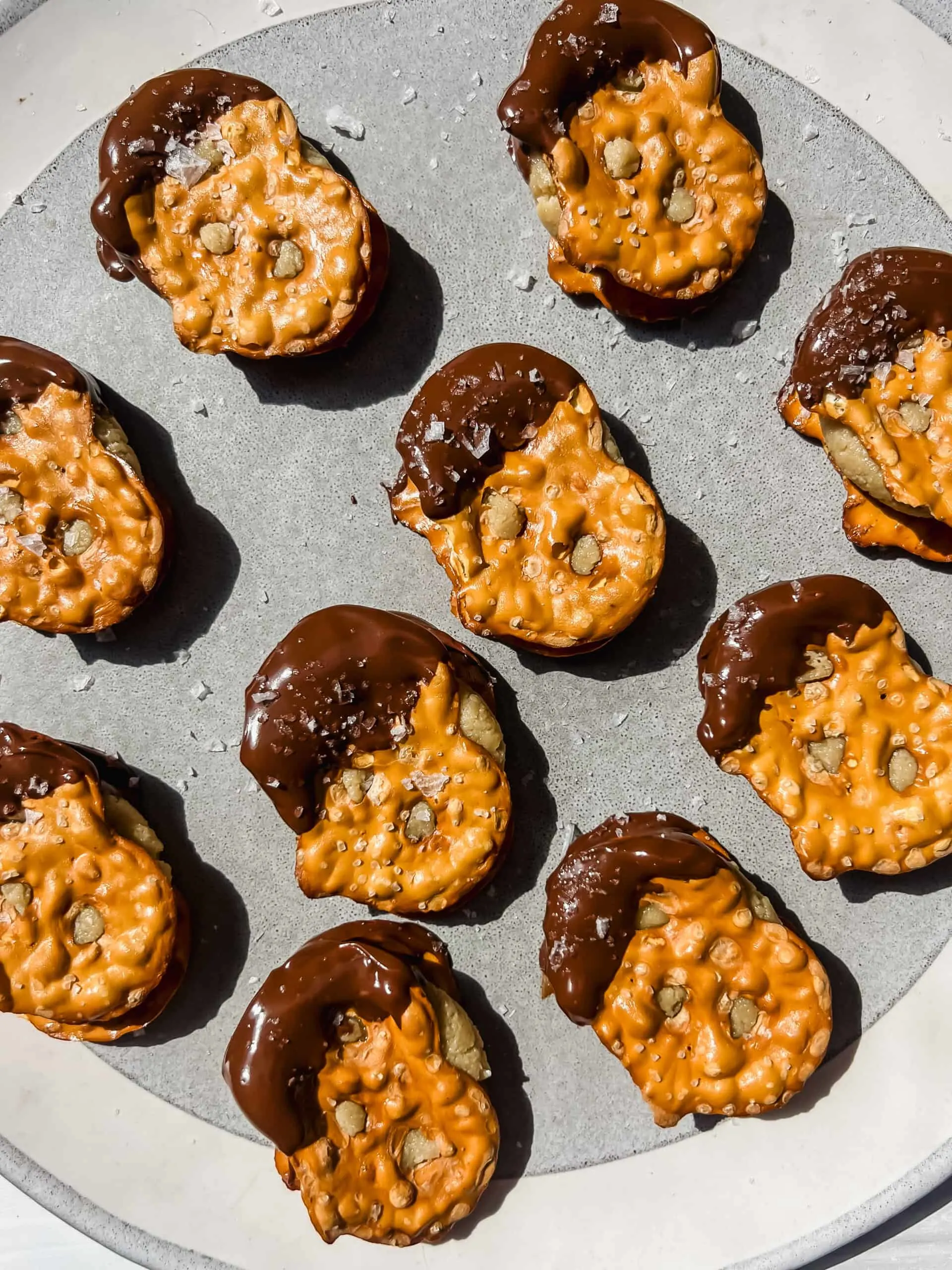chocolate-peanut-butter-pretzels-(dairy-free)