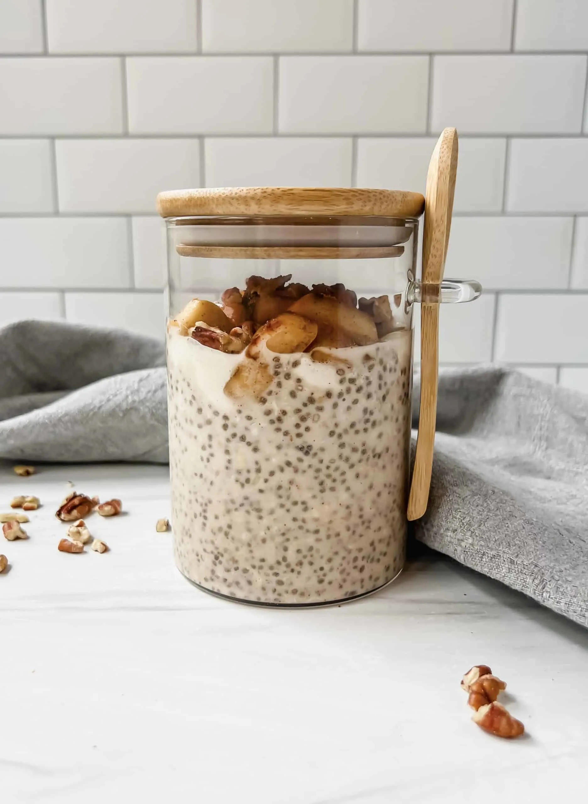 apple-pie-overnight-oats