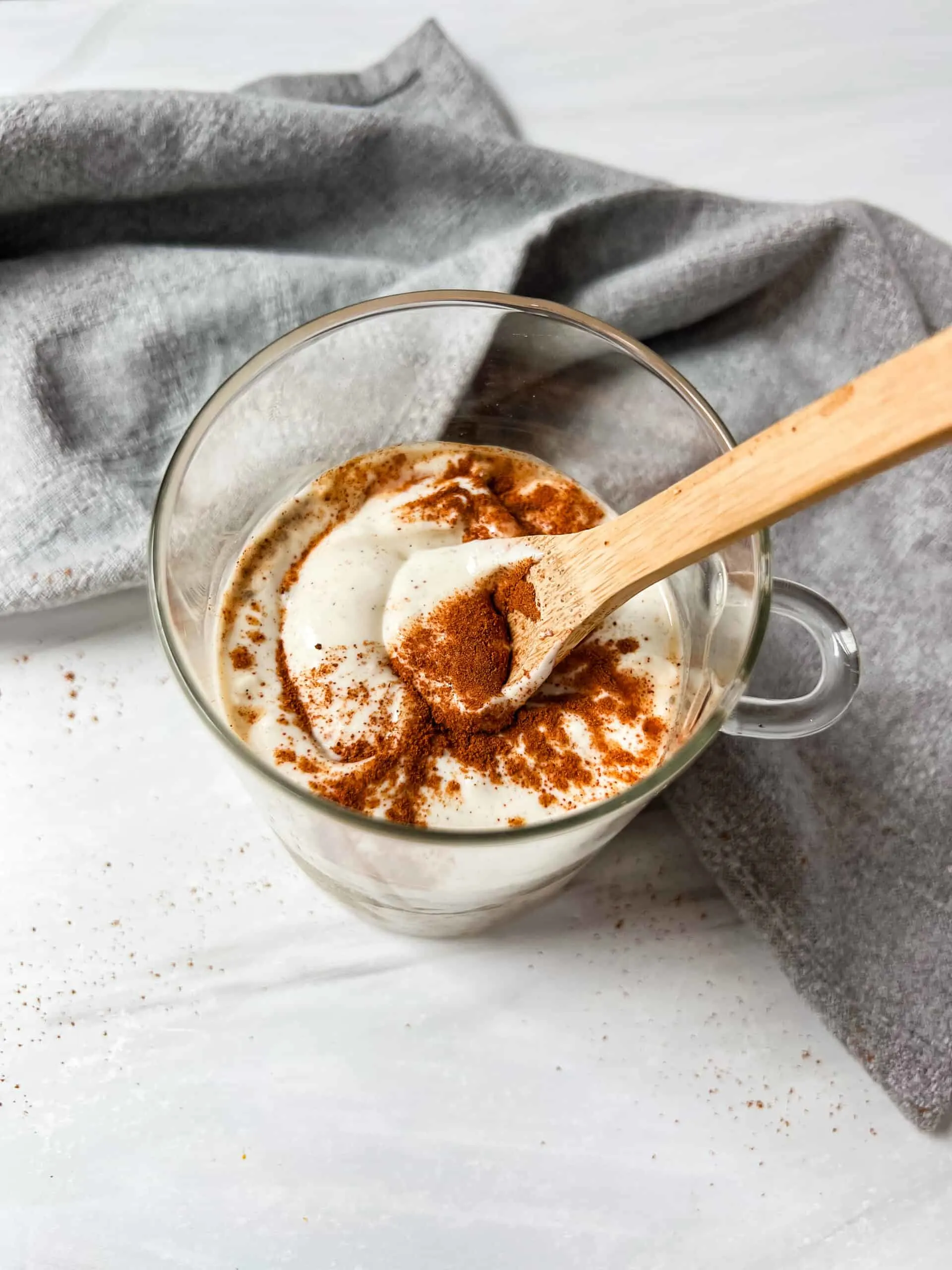 cinnamon-roll-overnight-oats